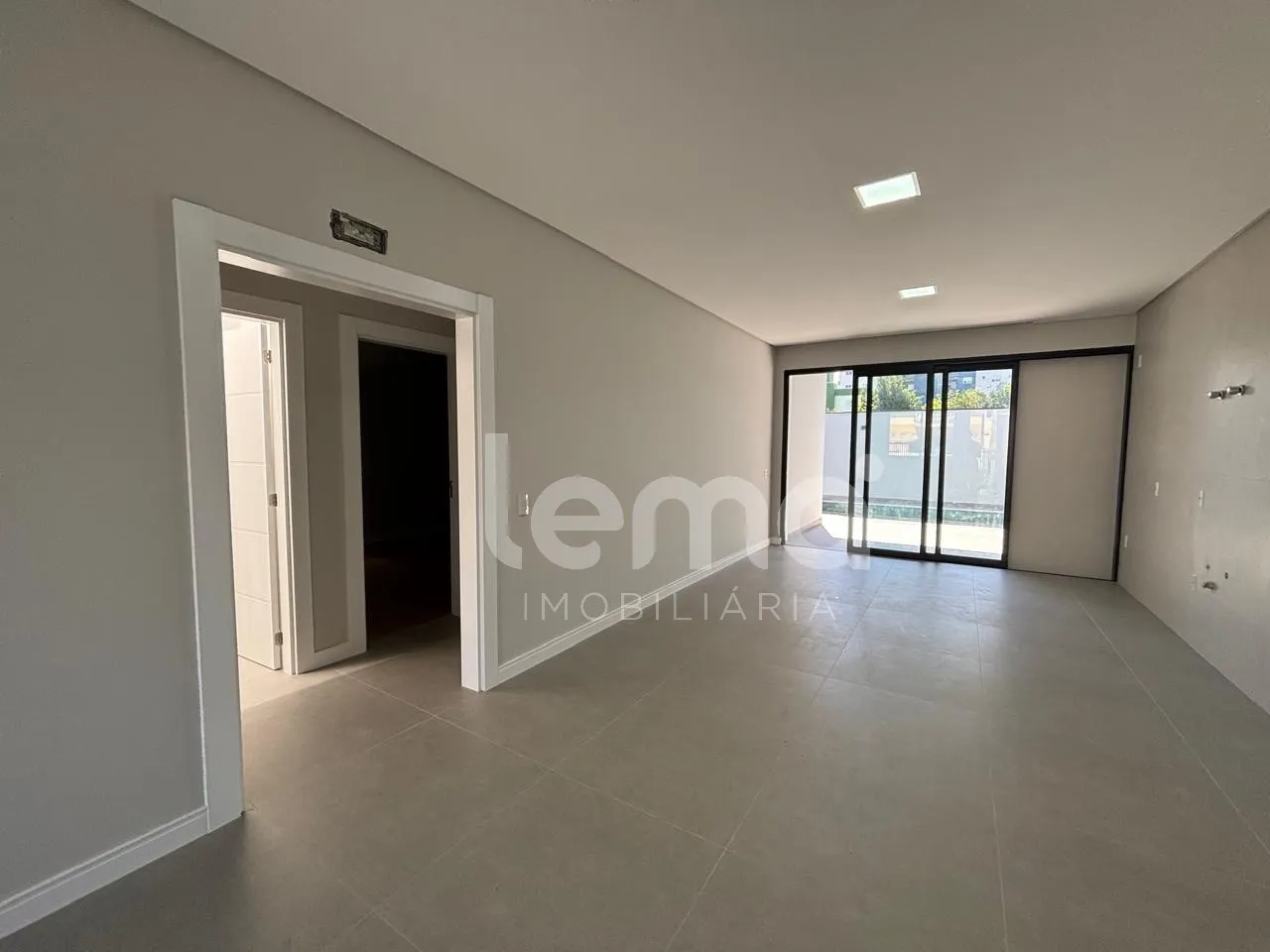 Casa térrea com 3 suítes no bairro Escola agrícola em Blumenau. — foto 5