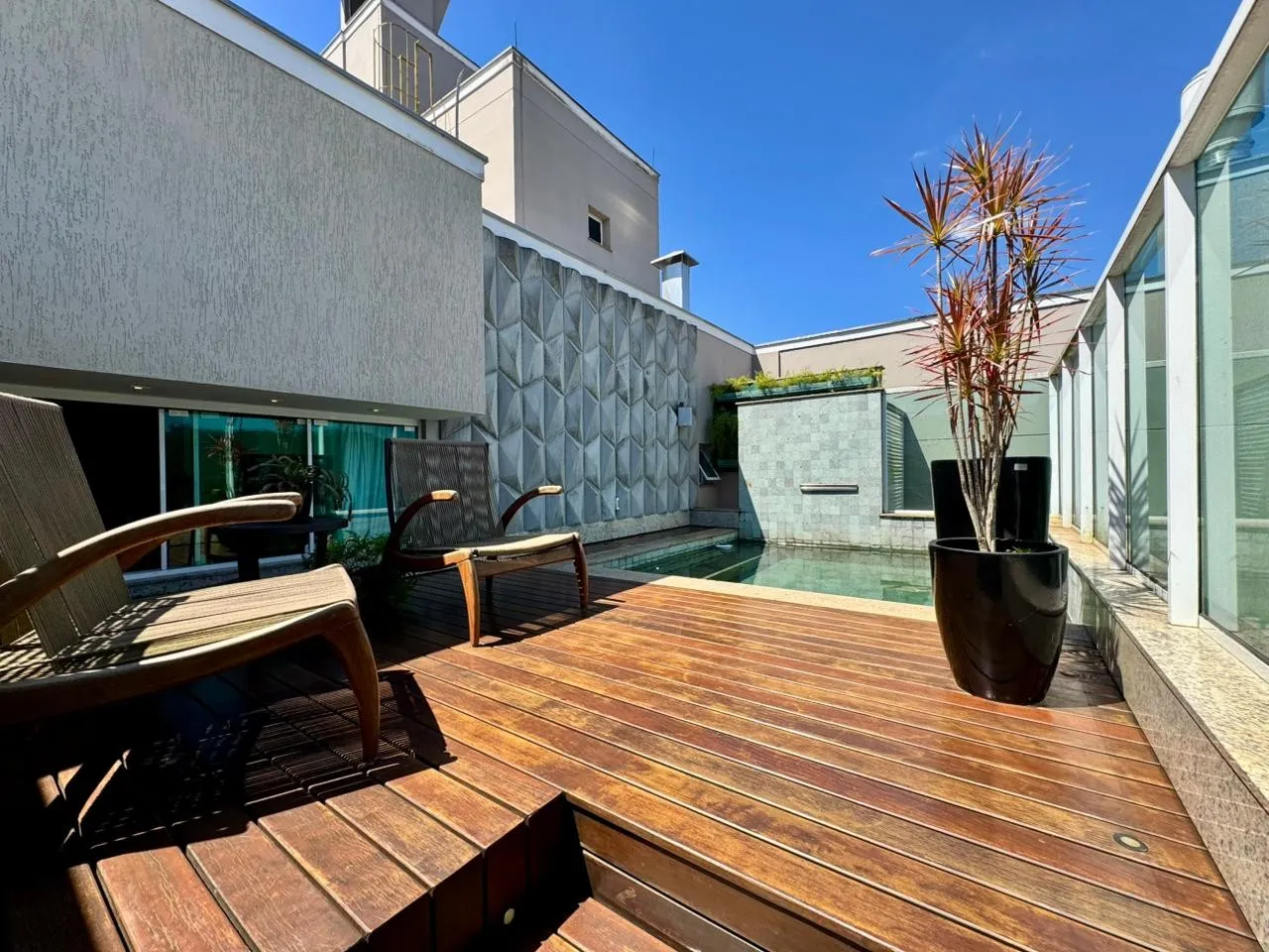 Cobertura plana com piscina privativa no Bairro Água Verde - Blumenau - foto 1