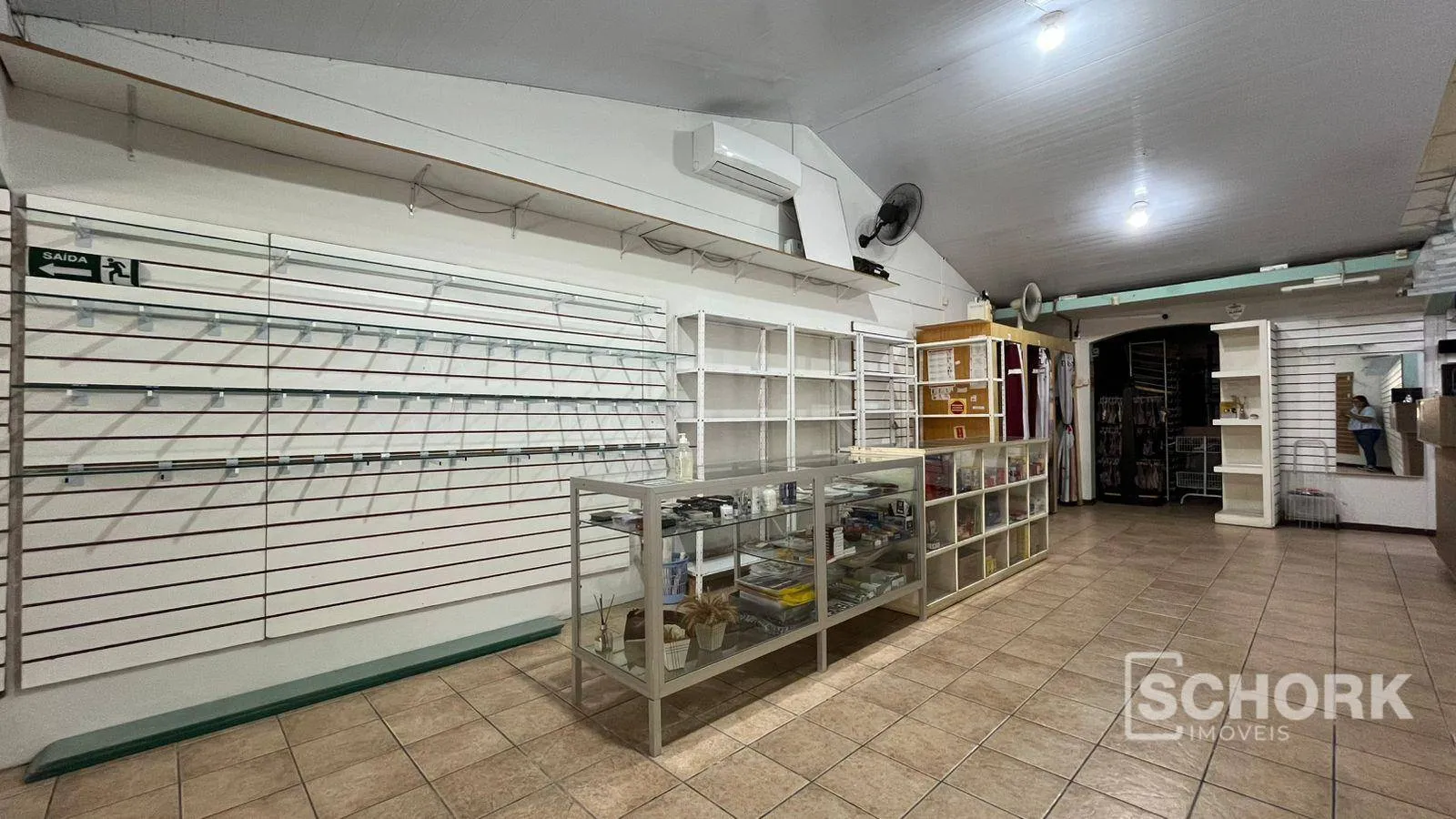 Sala para alugar, 100 m por R$ 5.900,00/mês - Salto do Norte - Blumenau/SC - foto 1