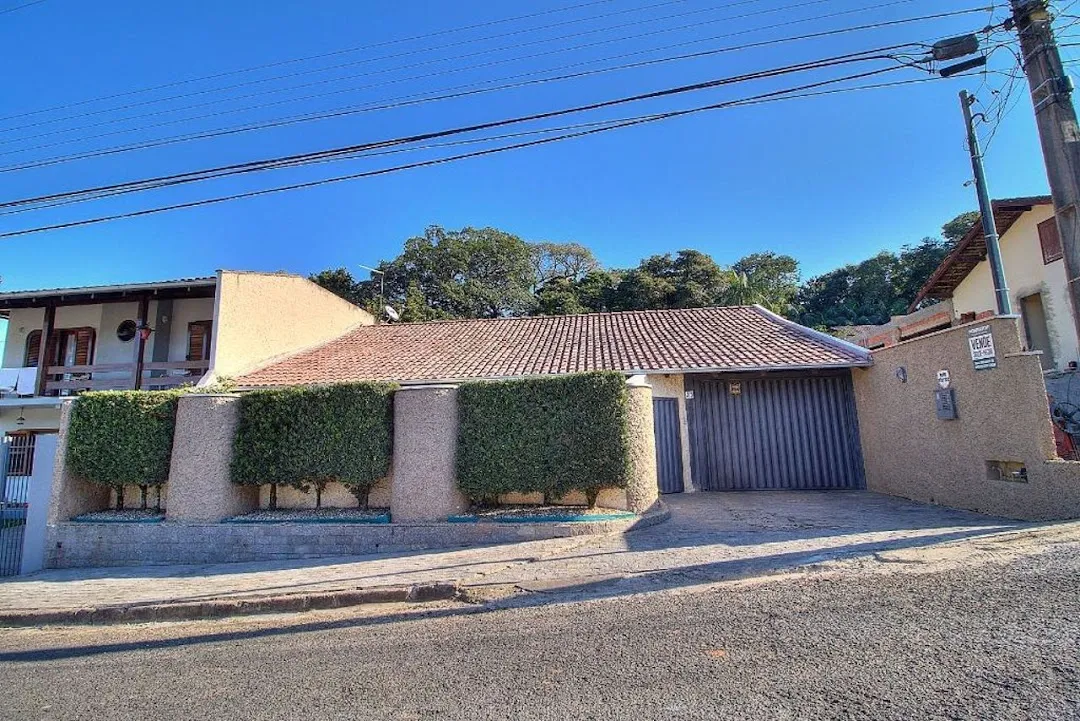Casa com 3 dormitórios à venda, 204 m por R$ 1.000.000,00 - Água Verde - Blumenau/SC - foto 1