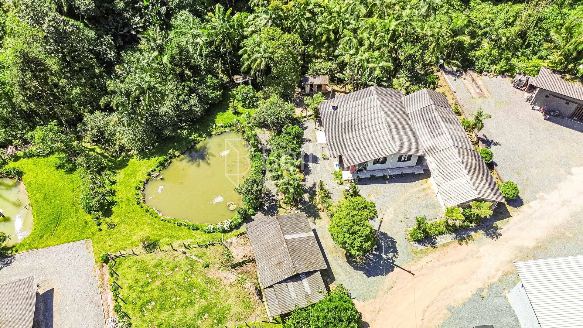 Sítio com lago e riacho em Rio dos Cedros — foto 6