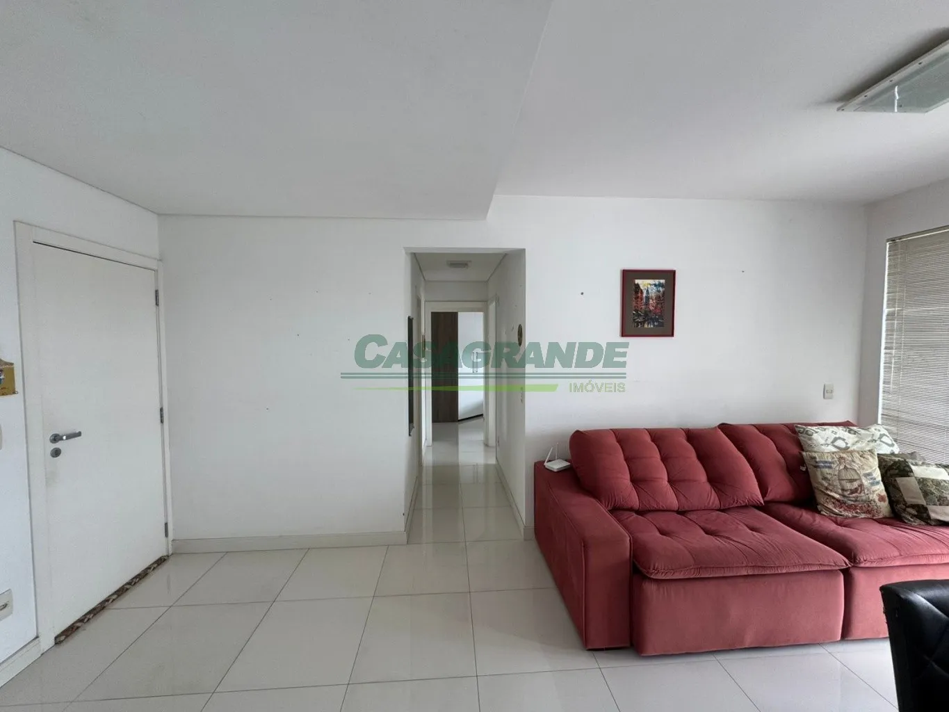 Ótimo apartamento semi mobiliado no Bairro Escola Agrícola em ótima localização próximo a vários comércios, escolas, mercado RedeTop, feira livre, fácil acesso a BR470 e de tudo o que você precisa no dia a dia. — foto 5
