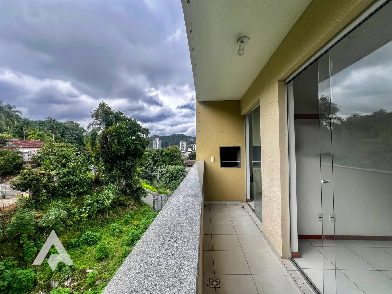 Apartamento com 1 dormitório à venda por R$ 385.000,00 - Bairro Vila Nova - Blumenau/SC — foto 2