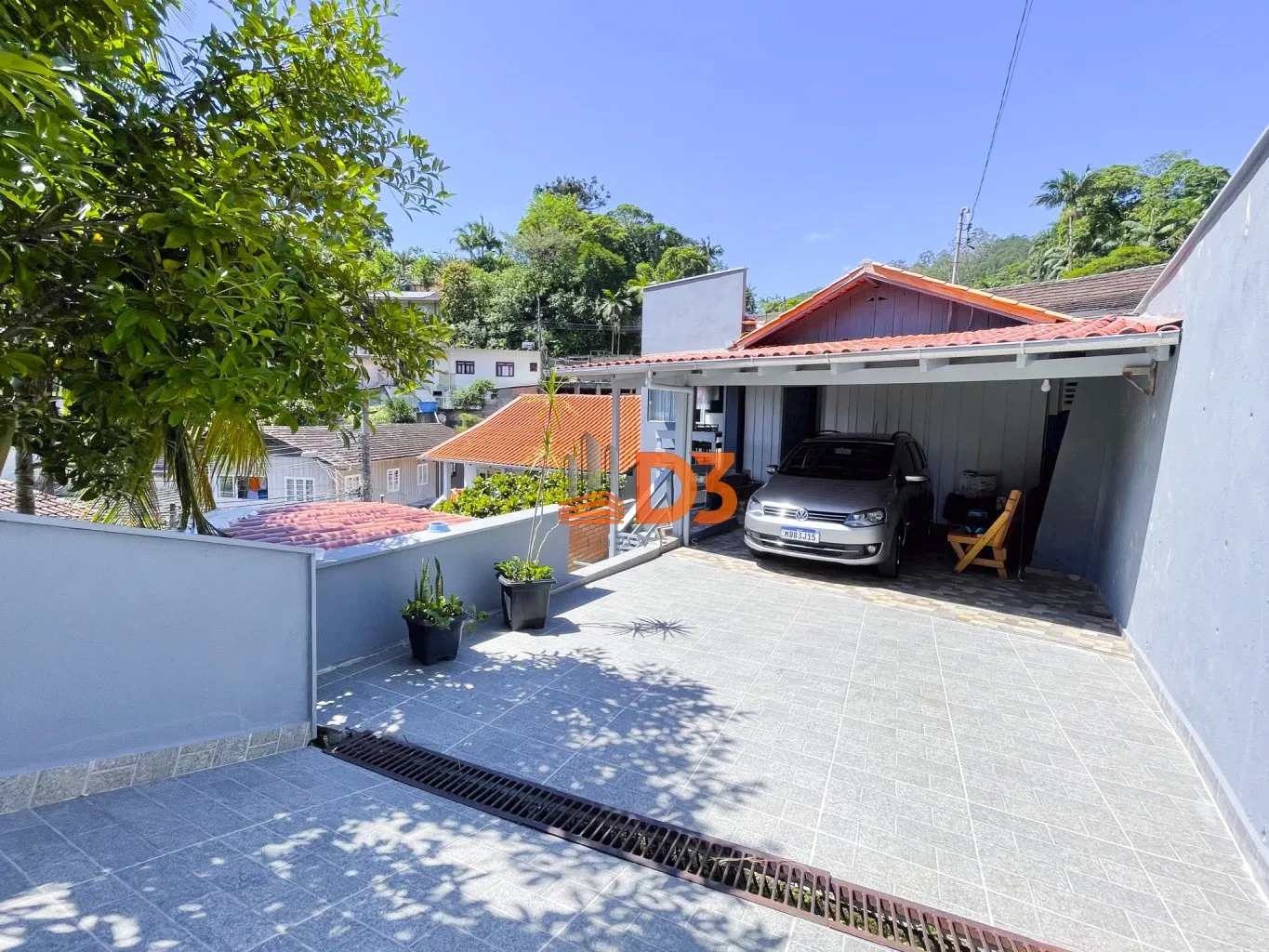 Casa mista de 3 quartos com porão no Garcia - foto 1