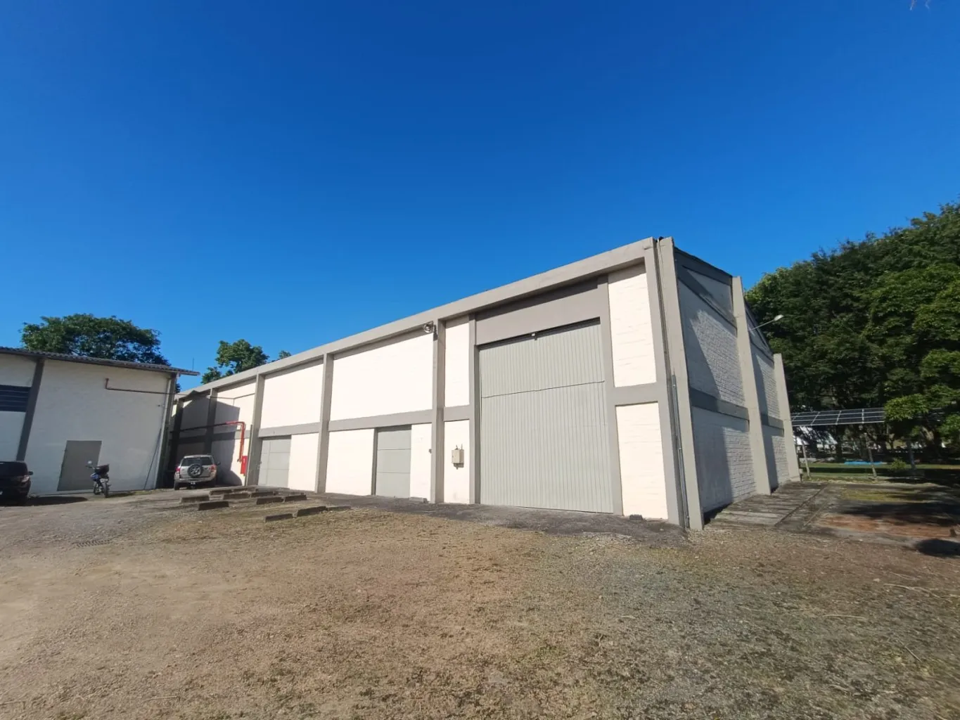 Amplo Galpão no bairro Itoupava Central - Em Condomínio - foto 1