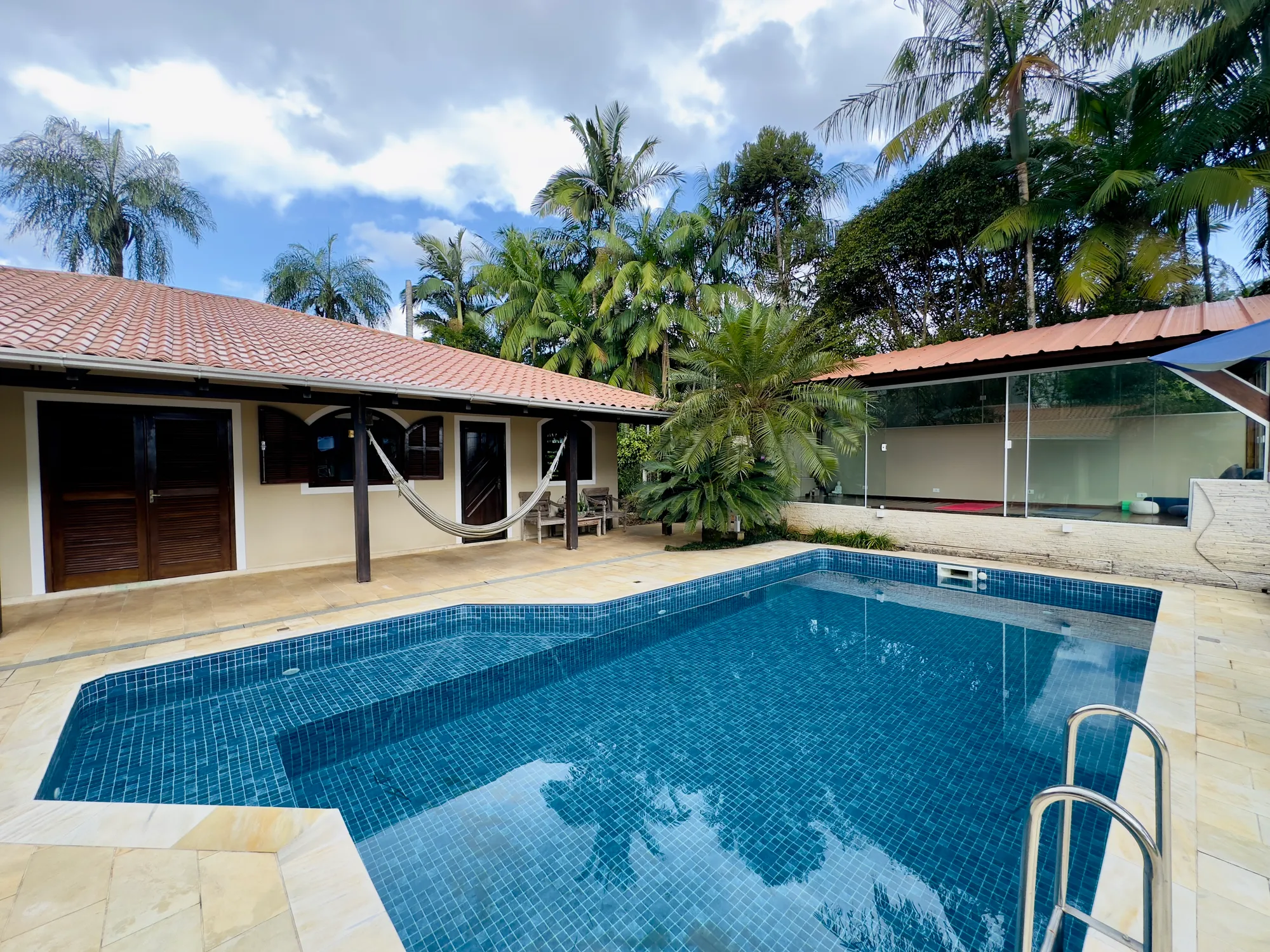 Encantadora casa no Badenfurt - Blumenau - foto 1