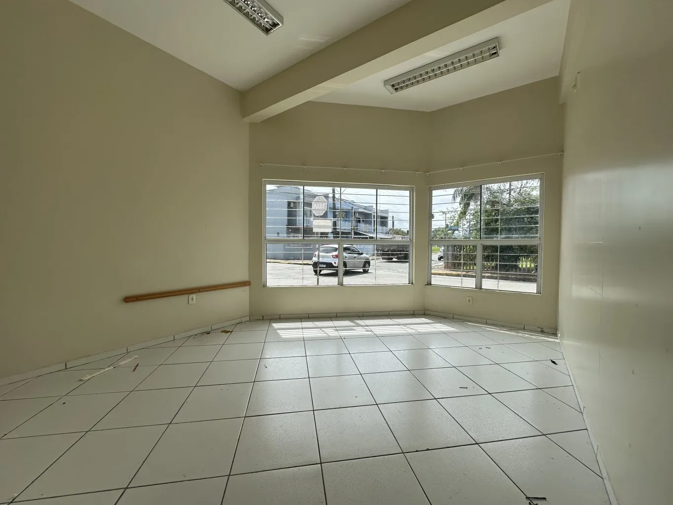Loja térrea comercial disponível para locação no bairro Nossa Senhora da Paz de Balneário Piçarras/SC. (Cód. 22501) — foto 6