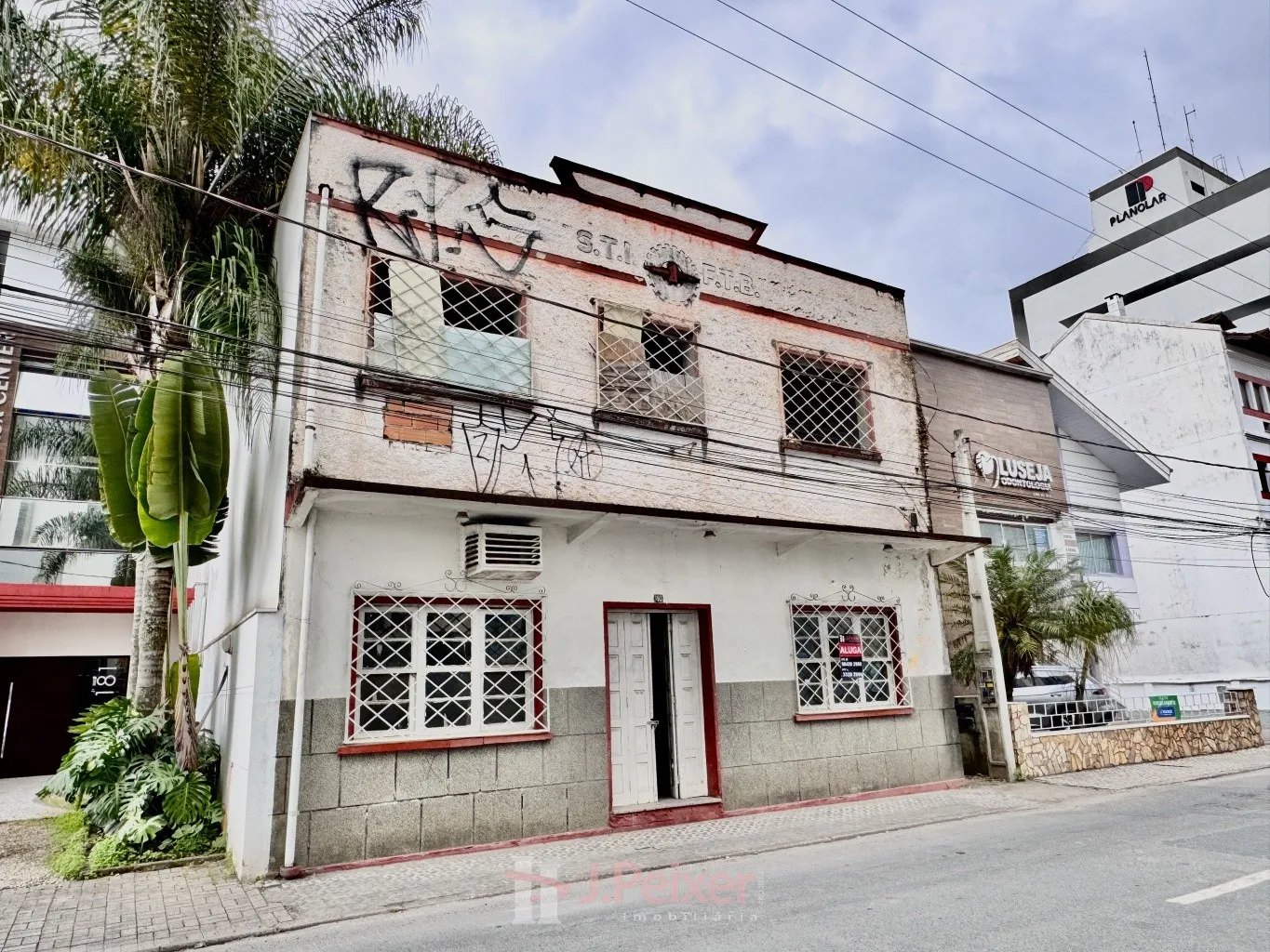 Prédio comercial com 10 salas comerciais, no centro, Blumenau-SC - foto 1