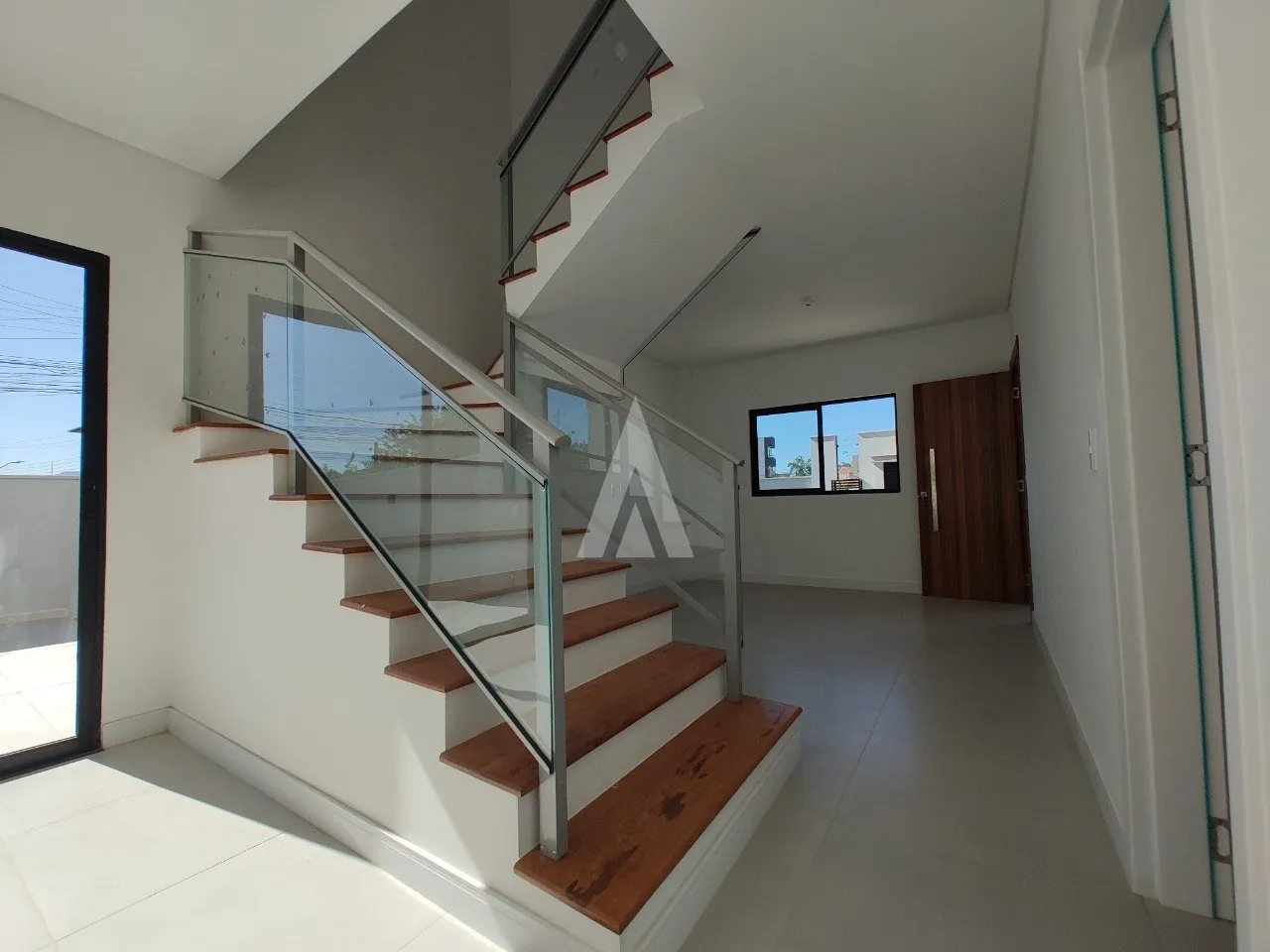 Casa com 1 suíte e 2 quartos à venda no bairro Costa e Silva em Joinville-SC por R$ 870.000,00. — foto 5