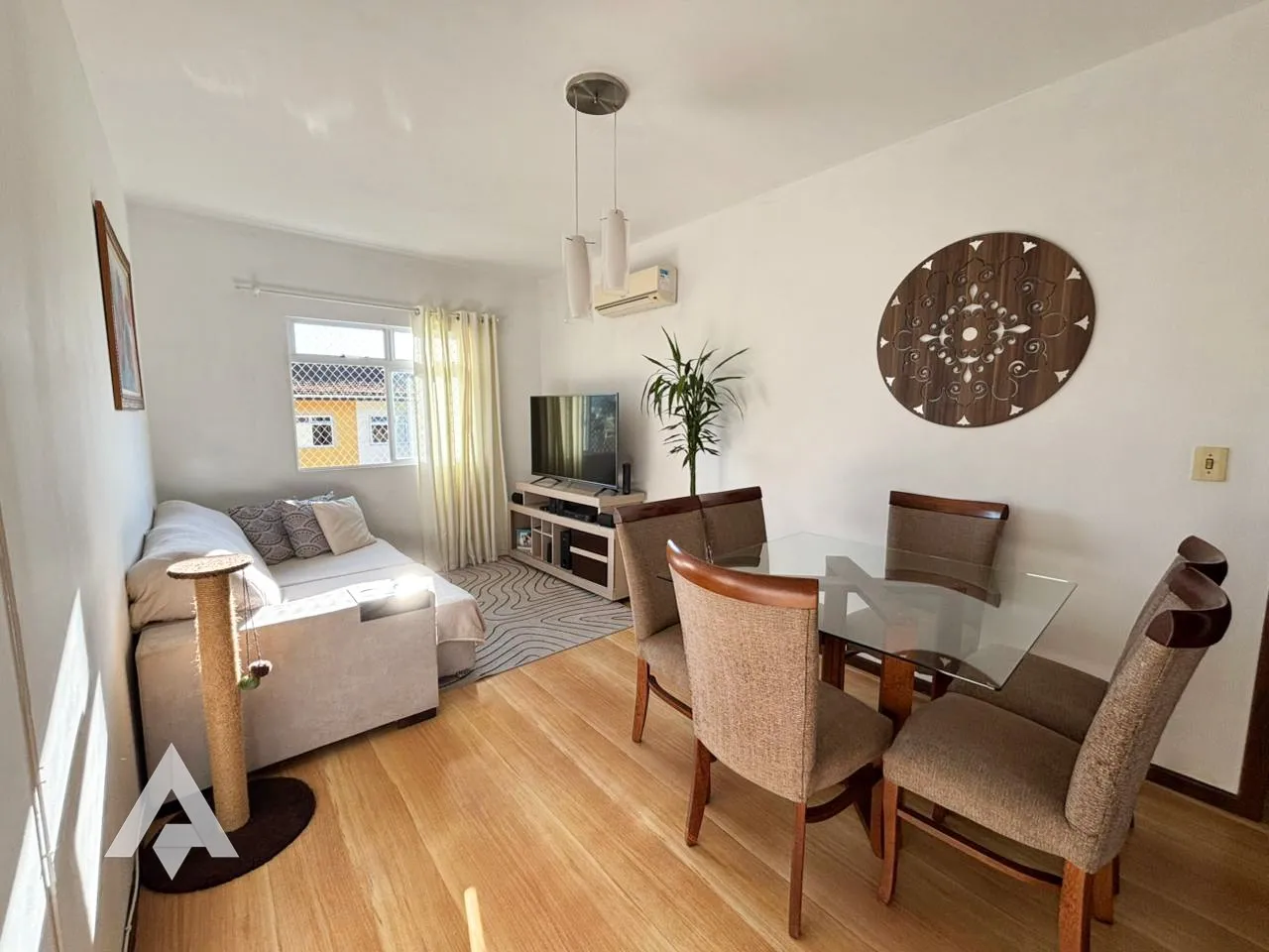 Apartamento de 3 dormitórios mobiliado á venda no bairro Água Verde! - foto 1