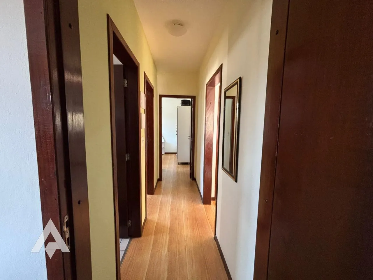 Apartamento de 3 dormitórios mobiliado á venda no bairro Água Verde! — foto 3