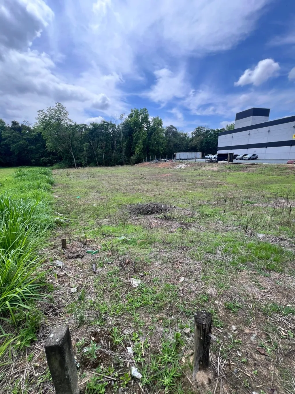 TERRENO COMERCIAL E RESIDENCIAL A VENDA — foto 3