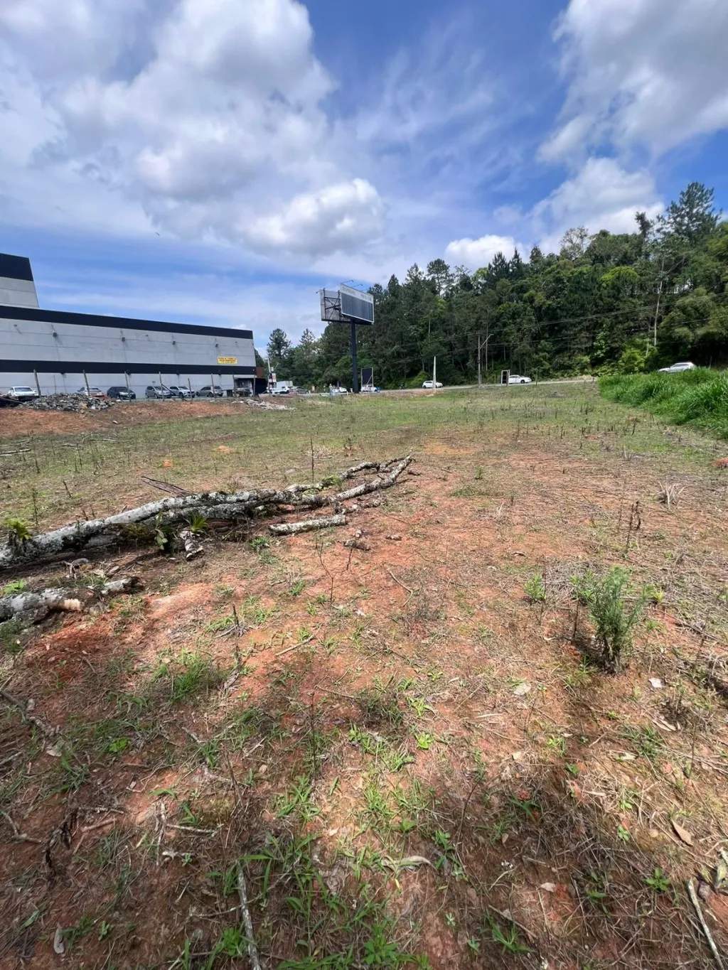 TERRENO COMERCIAL E RESIDENCIAL A VENDA — foto 4