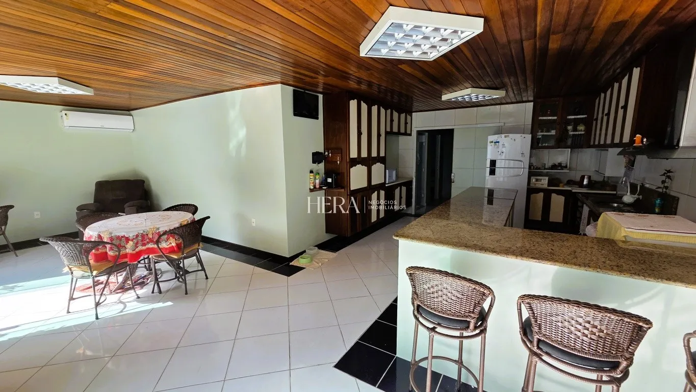 Casa térrea 03 dormitórios com piscina em Blumenau! — foto 7
