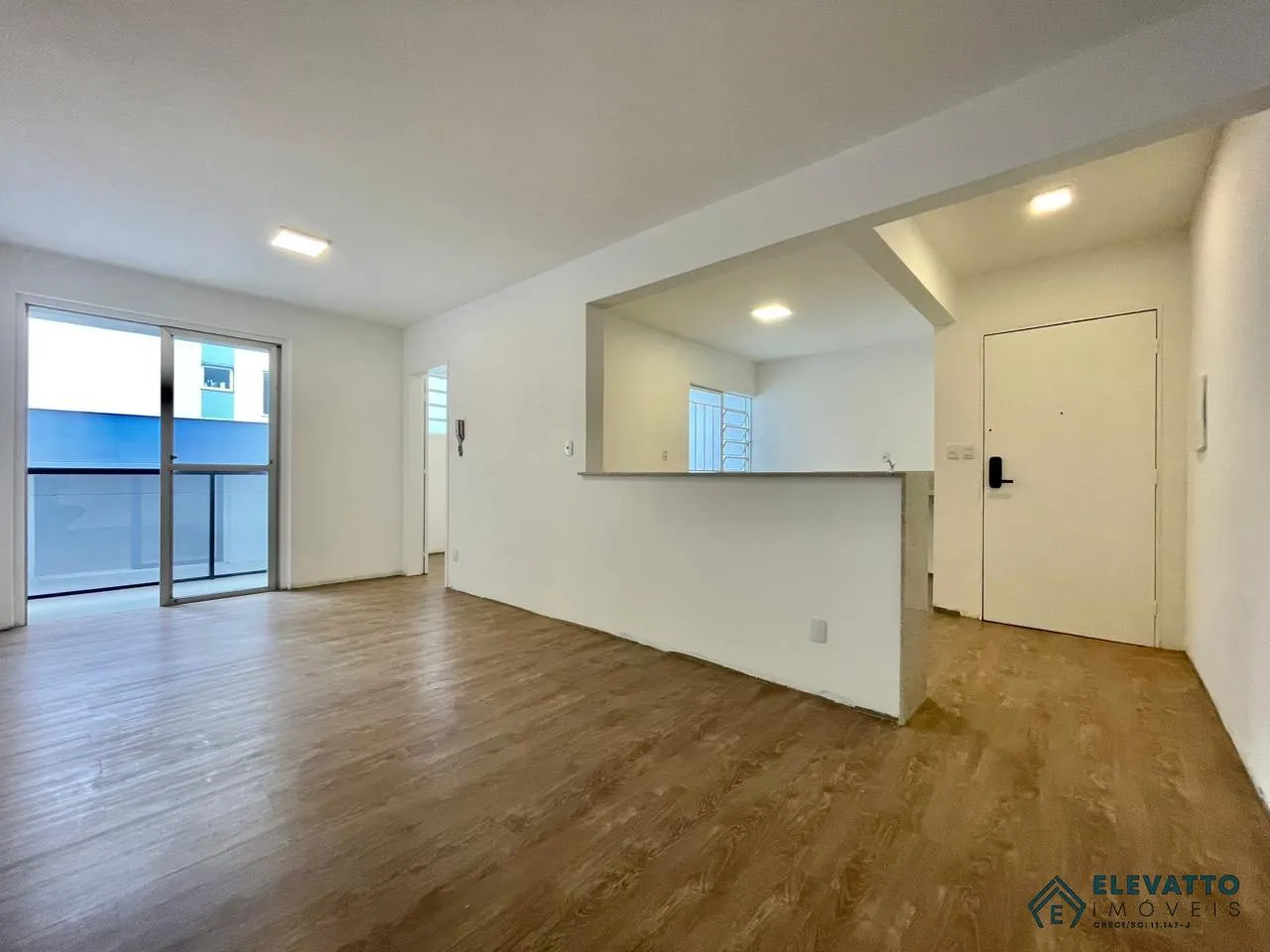 Apartamento para Venda em Blumenau, Vila Nova, 3 dormitórios, 2 banheiros, 1 vaga - foto 1