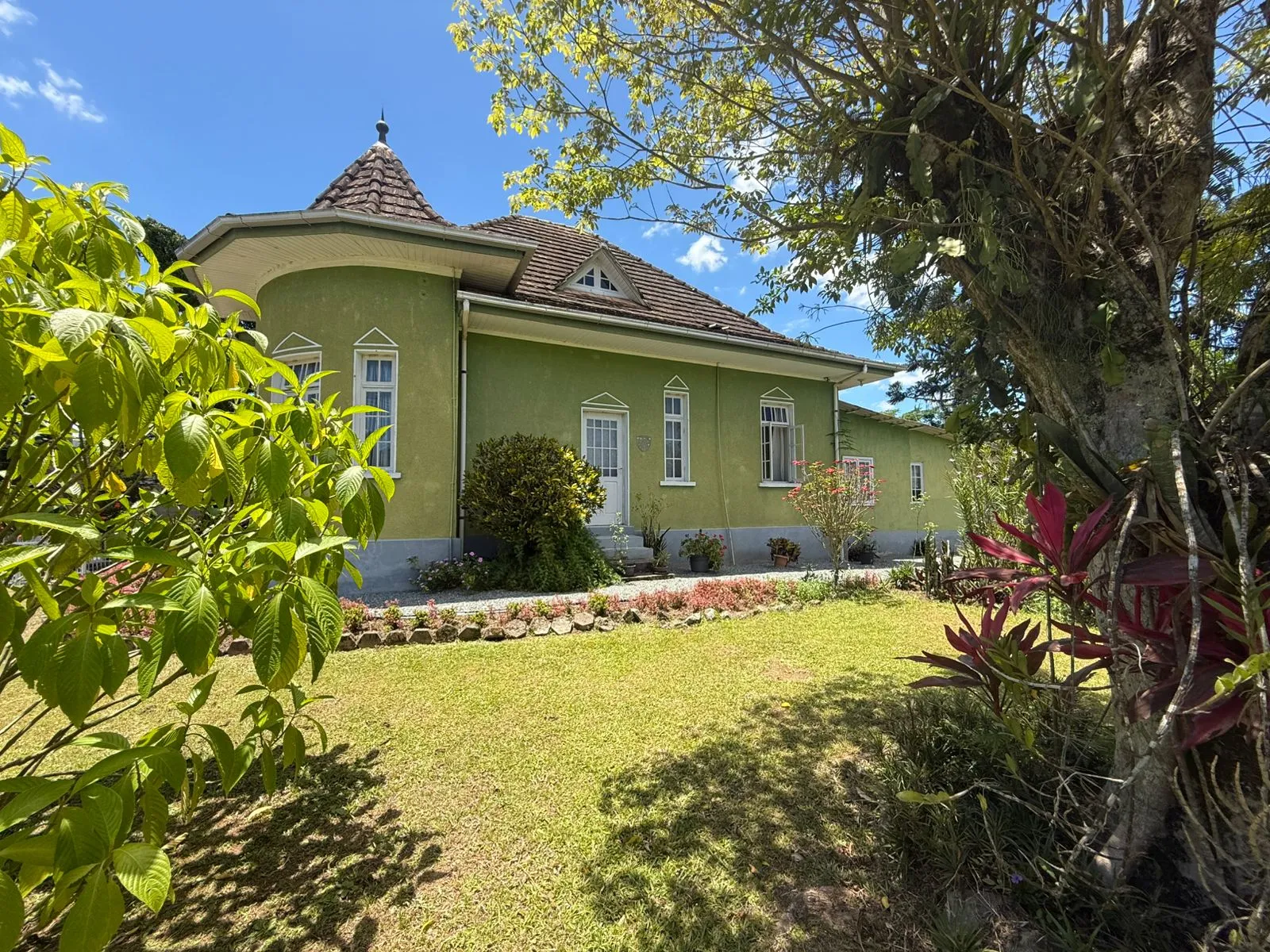 2 Casas num Amplo Terreno no Testo Salto - foto 1