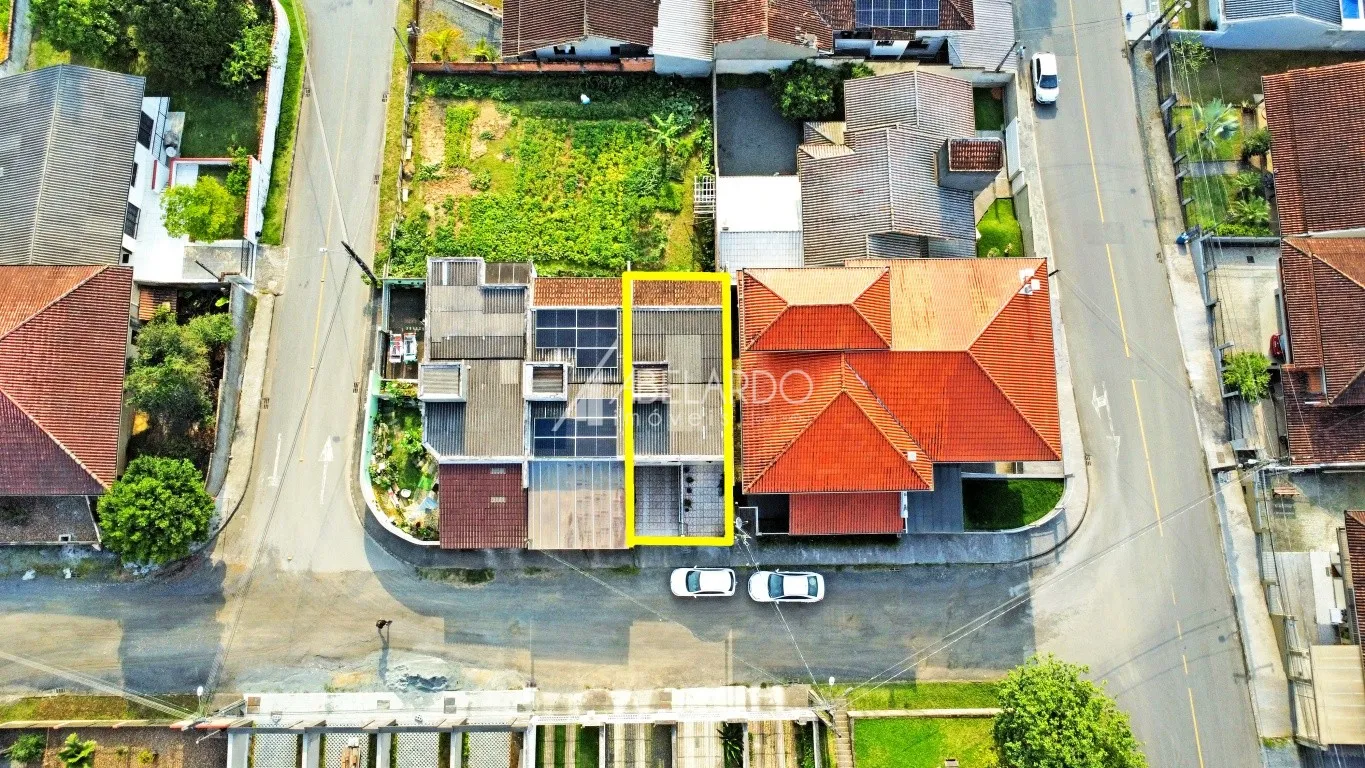 SOBRADO COM DOIS DORMITÓRIOS, PRÓXIMO AO KOMPRÃO - BAIRRO ÁGUA VERDE - foto 1