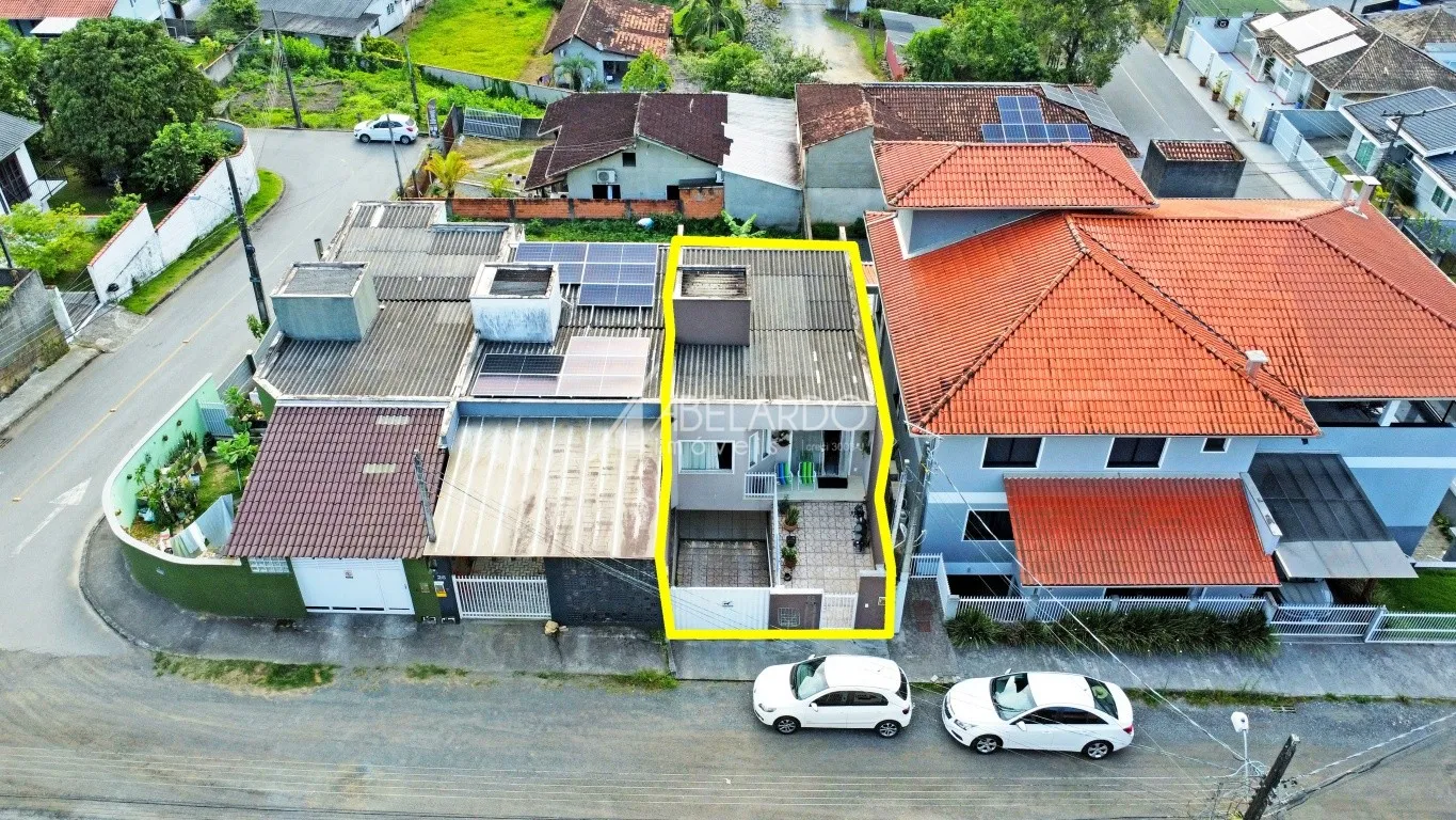SOBRADO COM DOIS DORMITÓRIOS, PRÓXIMO AO KOMPRÃO - BAIRRO ÁGUA VERDE — foto 4