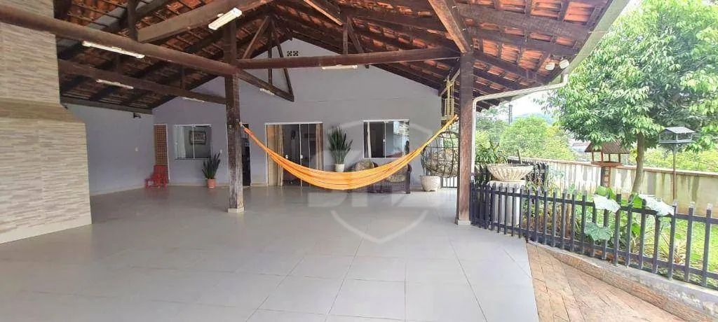 Casa com 4 dormitórios para alugar, 214 m por R$ 4.278,81/mês - Passo Manso - Blumenau/SC - foto 1