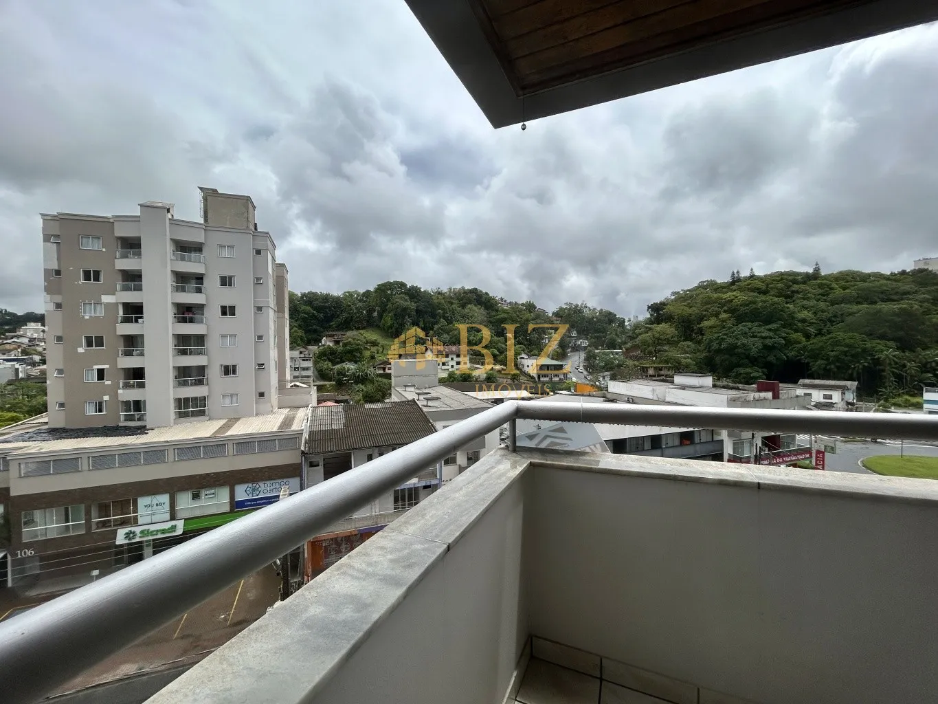 Espaçoso e confortável apartamento com 92m privativos, 1 suíte + 1 dormitório, em localização privilegiada, perto do Parque Ramiro e Vila Germânica! — foto 6