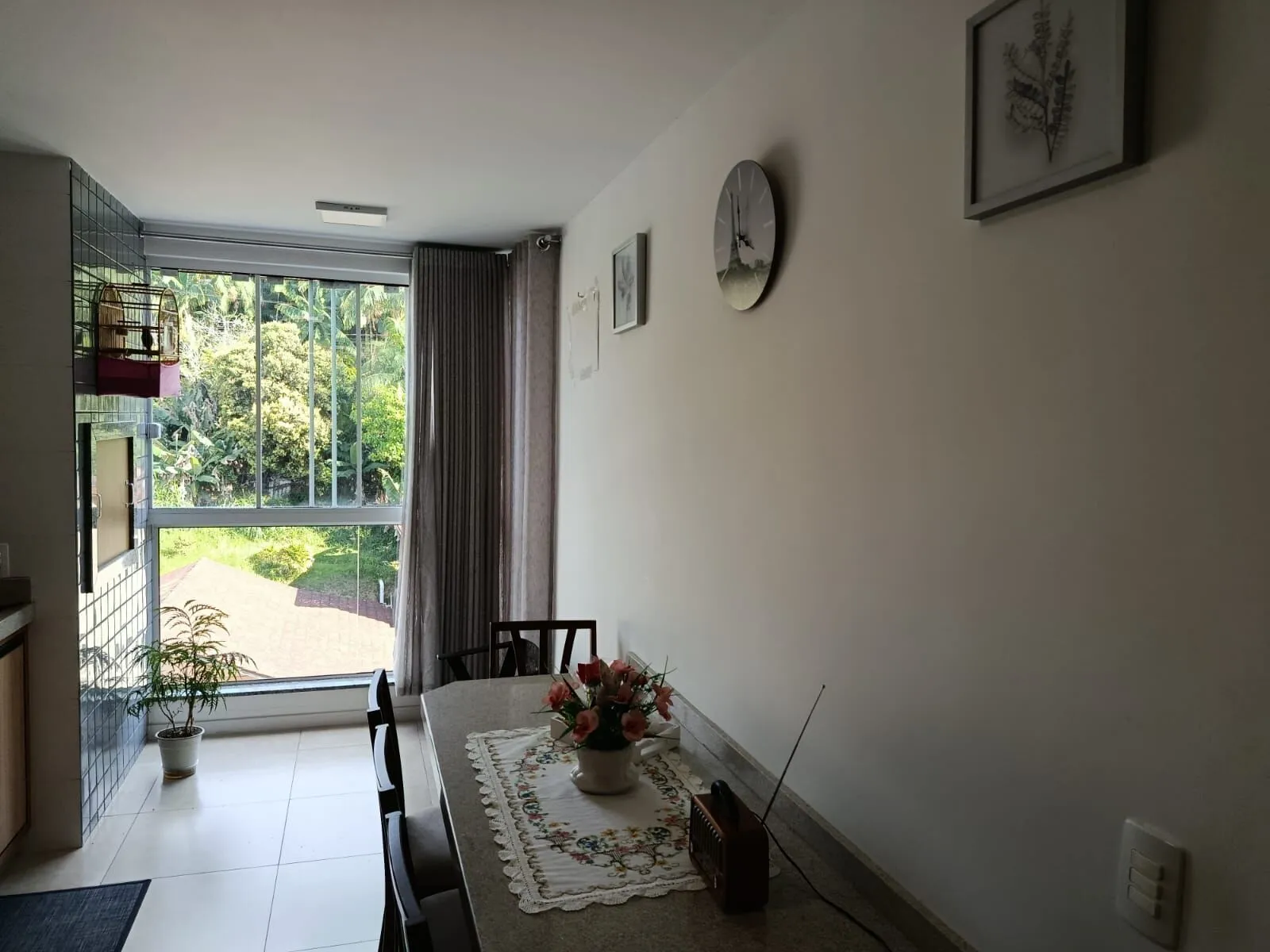 APARTAMENTO SEMIMOBILIADO NO CENTRO DE INDAIAL — foto 5