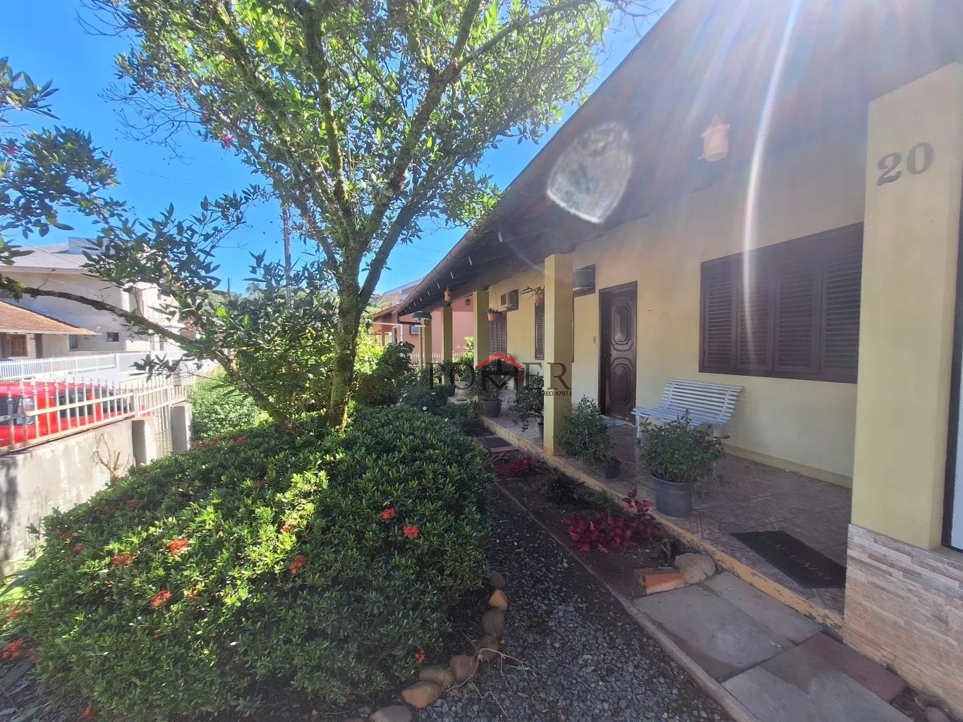 Casa ampla no Centro da cidade de Pomerode com 198,44m de construção e edificada num terreno com 438,52, sendo 19,00m de frente — foto 4