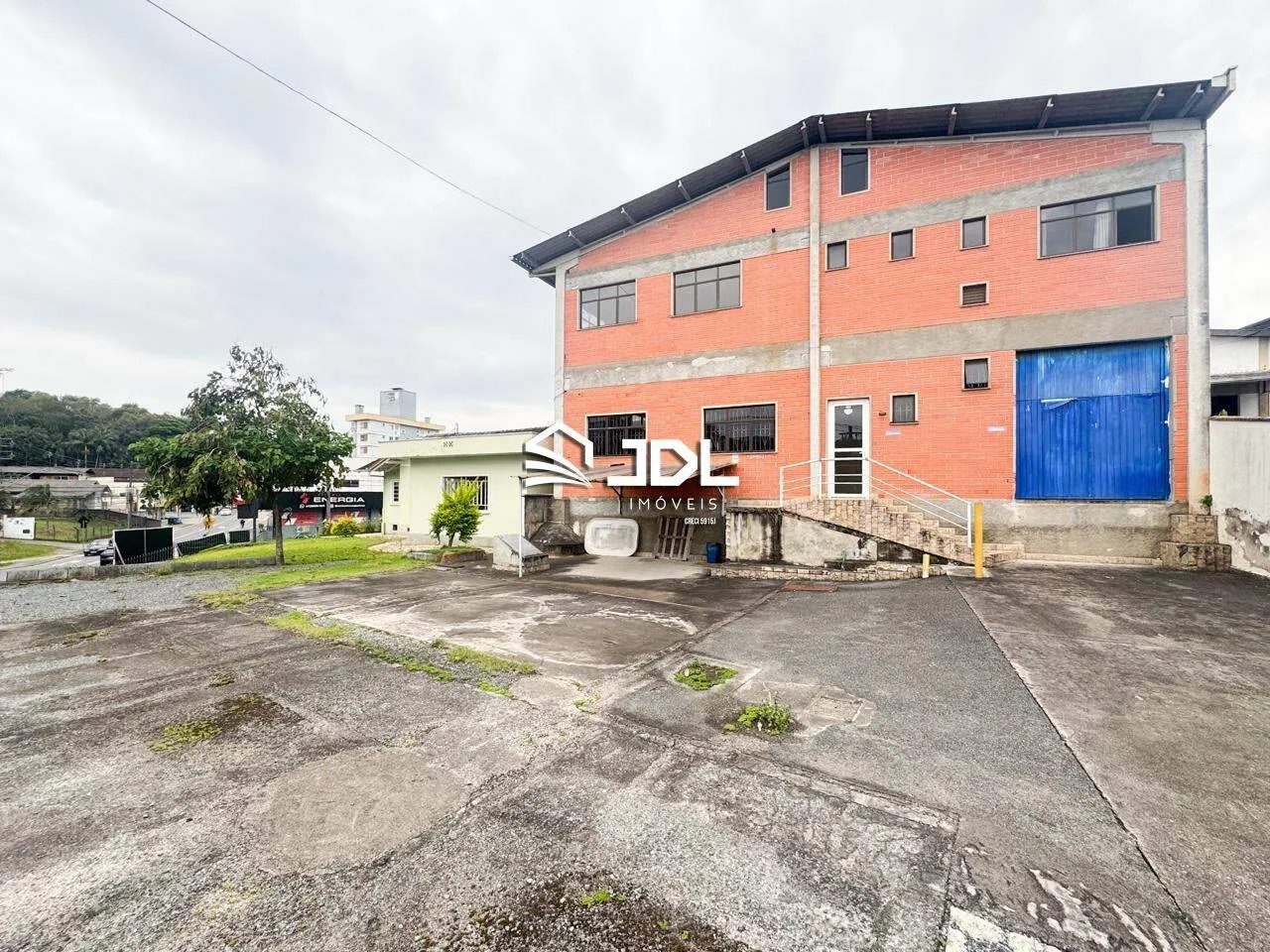 Galpão à venda no bairro Velha — foto 2