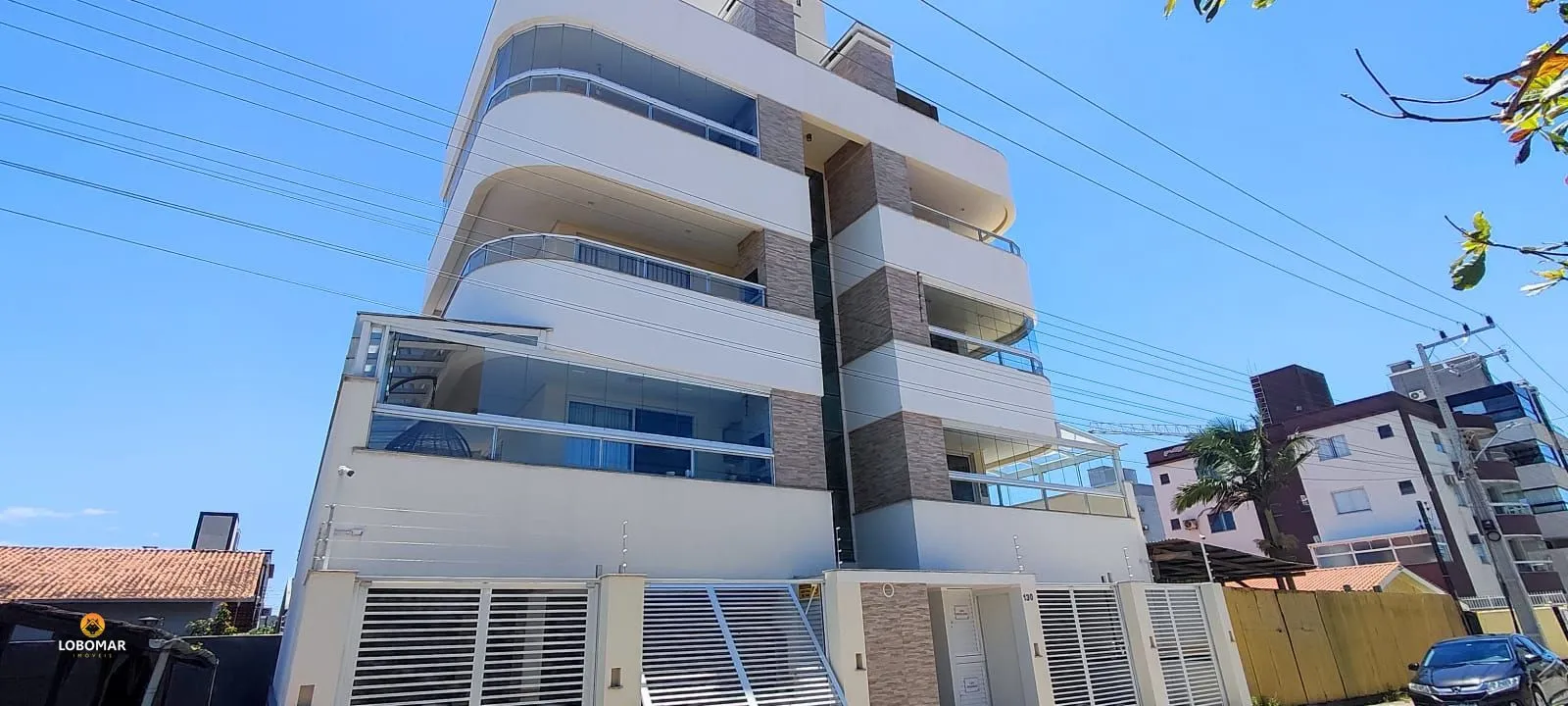 Apartamento Mobiliado com Terraço Privativo à apenas 150m do Mar, em Balneário P — foto 2