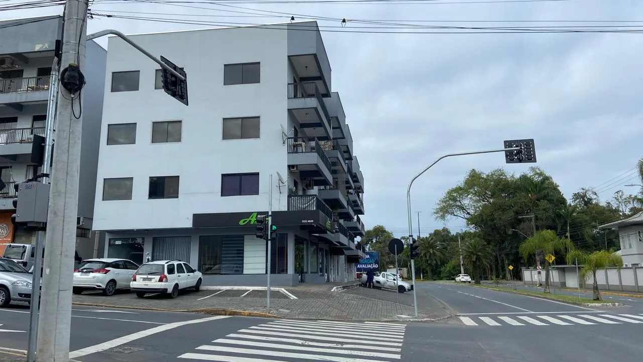 Apartamento com 2 dormitórios — foto 2