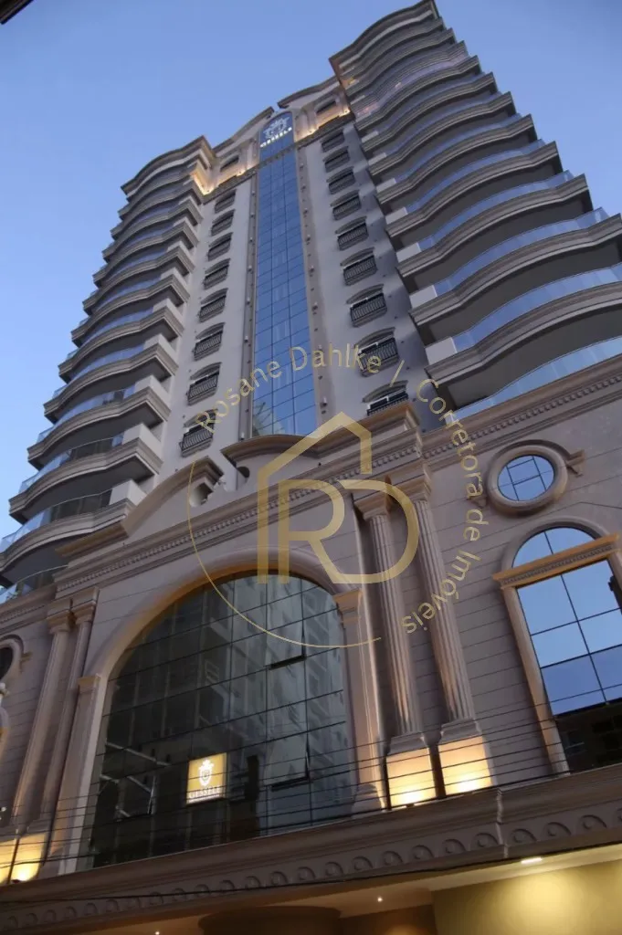 Sofisticação e Exclusividade em Meia Praia, Itapema — foto 2