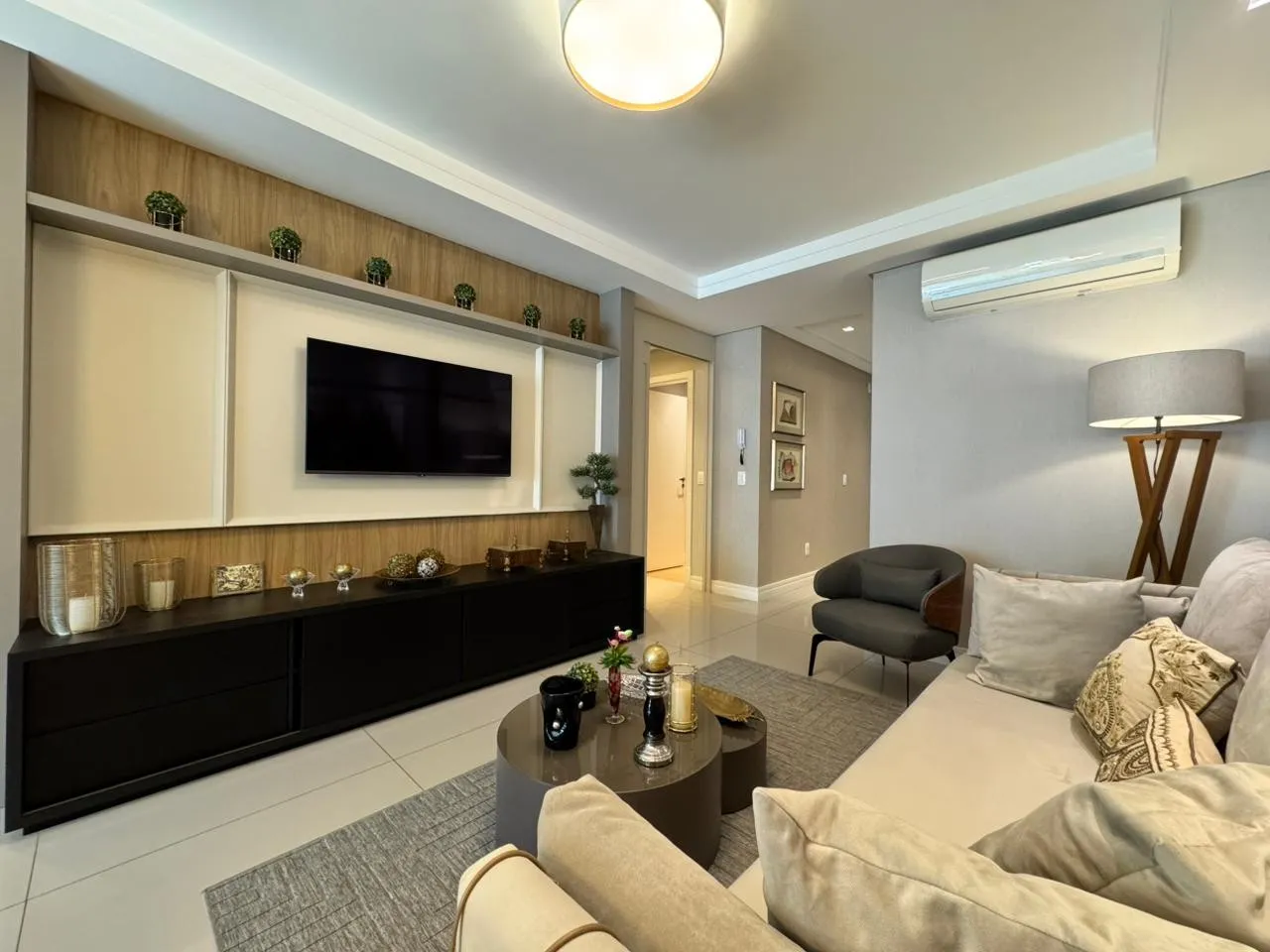 Encante-se com em uma obra projetada para valorizar o seu estilo de vida, com mais conforto e praticidade para a sua família -Velha. — foto 3