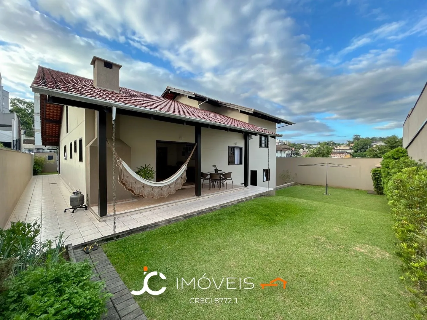 Casa com 3 dormitórios sendo 1 suíte à venda, 229 m por R$ 1.290.000 - Itoupava Norte - Blumenau/SC — foto 3