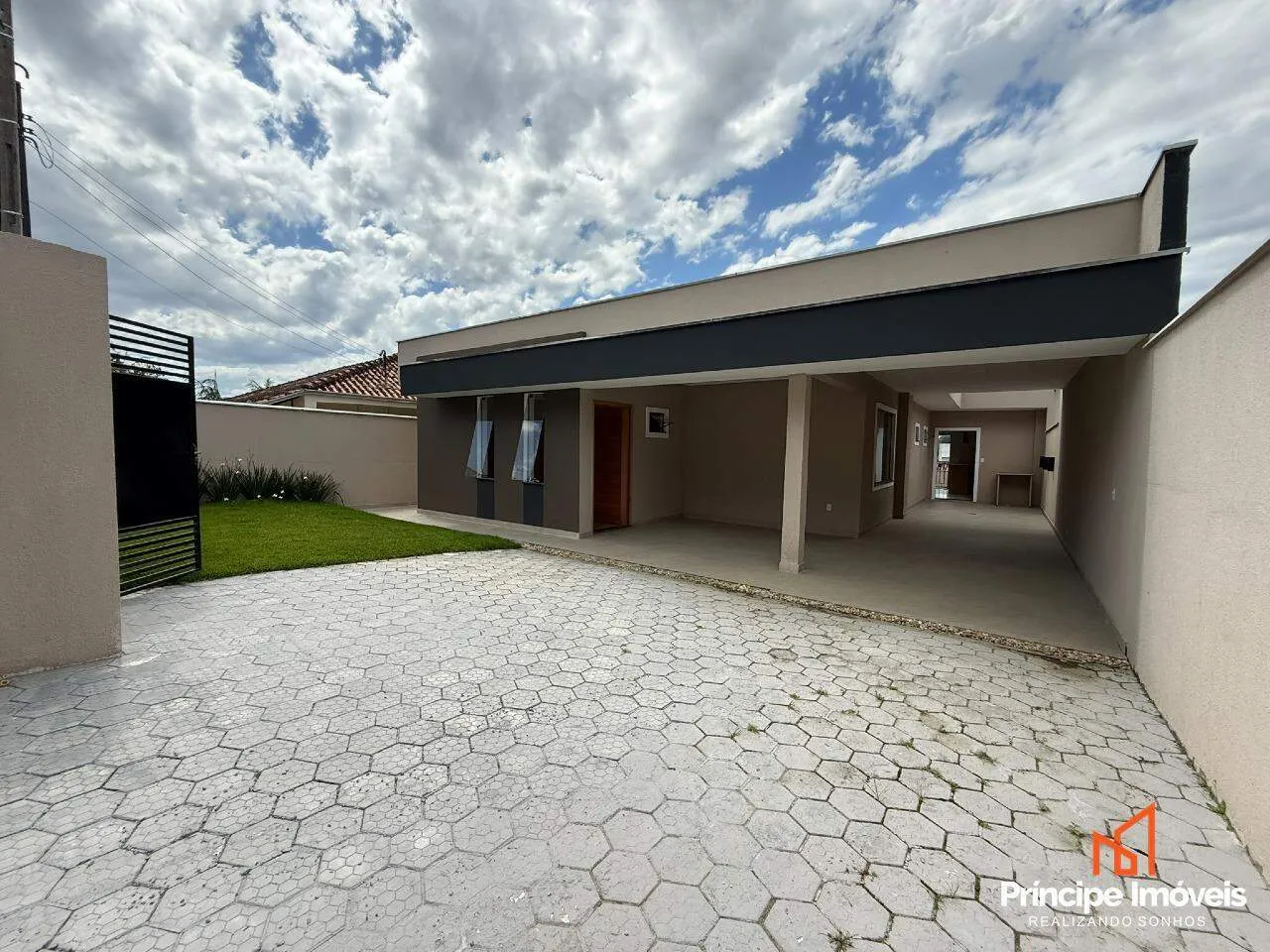 Casa com 3 quartos no Floresta em Joinville - foto 1