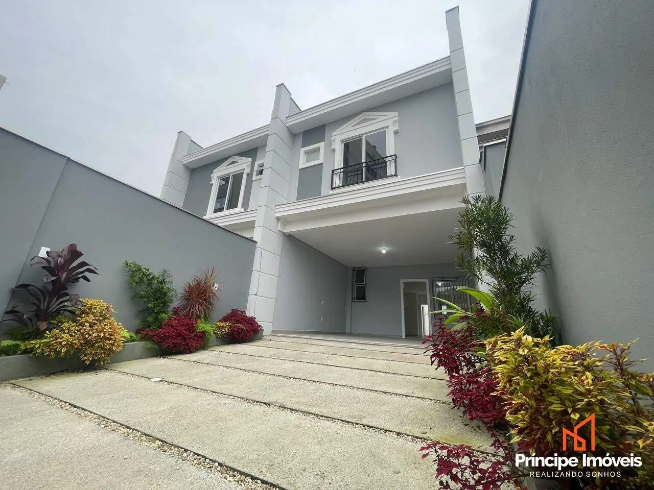Geminado com 3 quartos no Atiradores em Joinville — foto 2