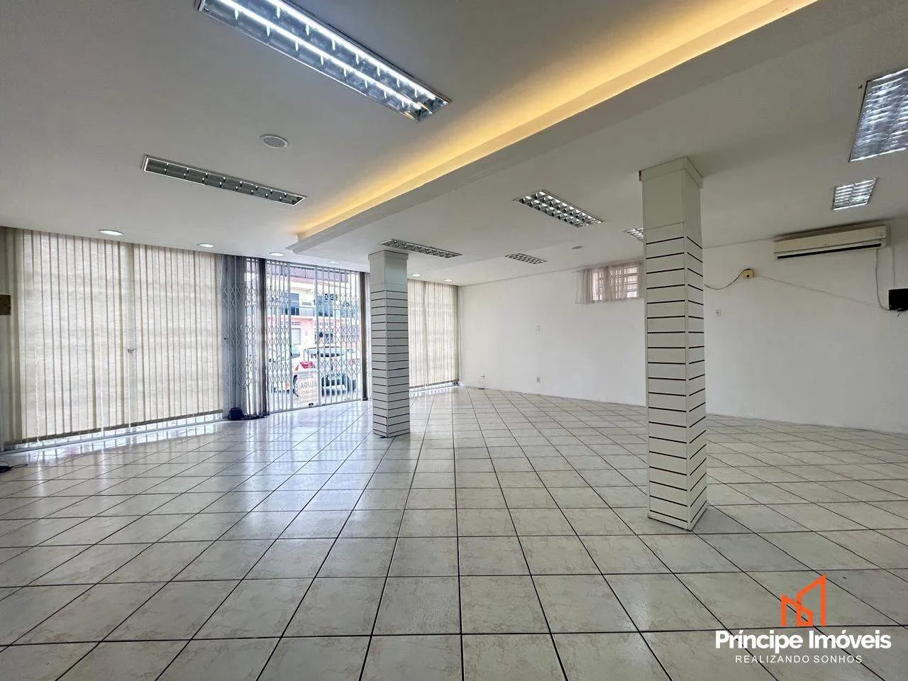 Sala comercial com no Fátima em Joinville - foto 1