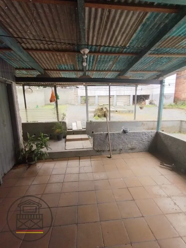 Oportunidade excepcional na Rua Franz Wallis - imóvel espaçoso, situado em localização privilegiada, com estrutura que possibilita tanto o uso residencial quanto comercial. — foto 2