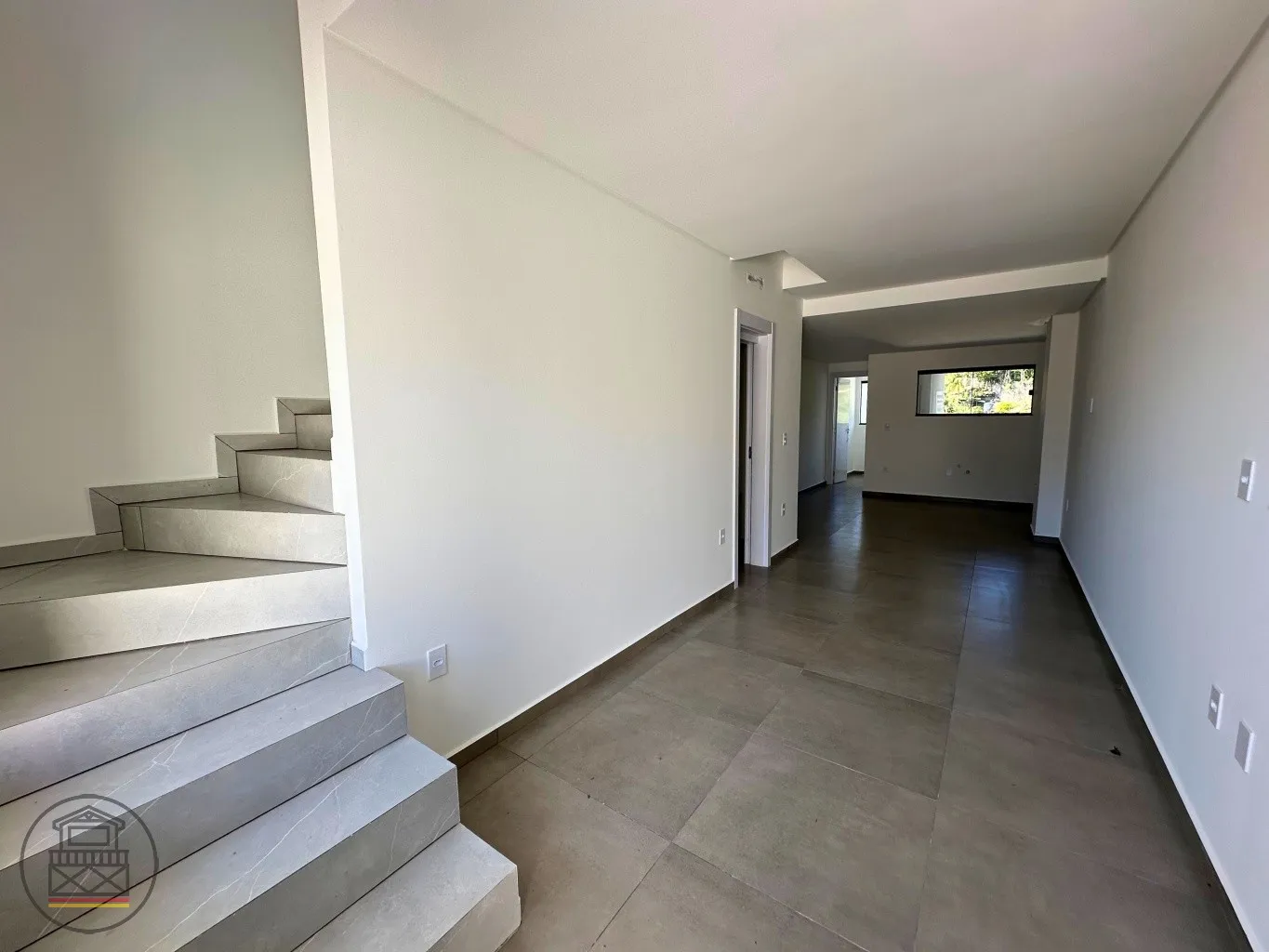 Casa localizada junto ao bairro Escola Agricola, próximo ao Cedup. — foto 2