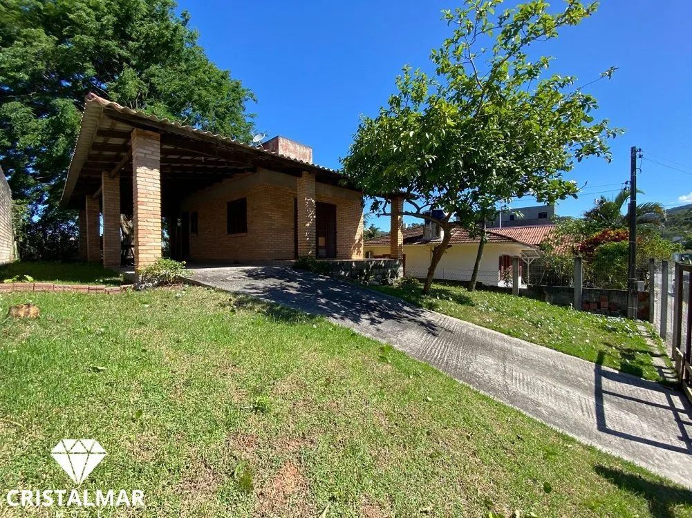 Terreno com casa simples em Bombas | Troca por apartamento — foto 2