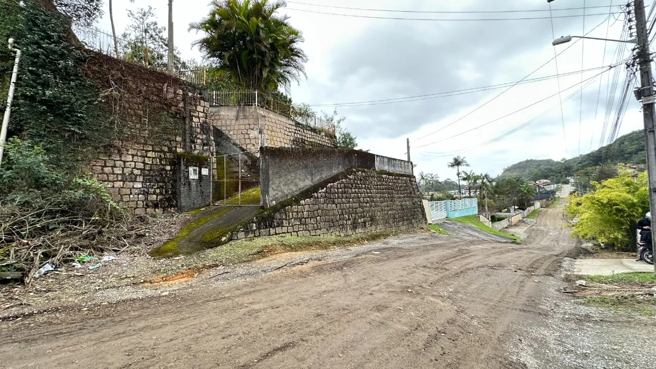 Terreno com 849m2 a venda no Bairro Iririu em Joinville SC por R$ 480.000,00 — foto 2
