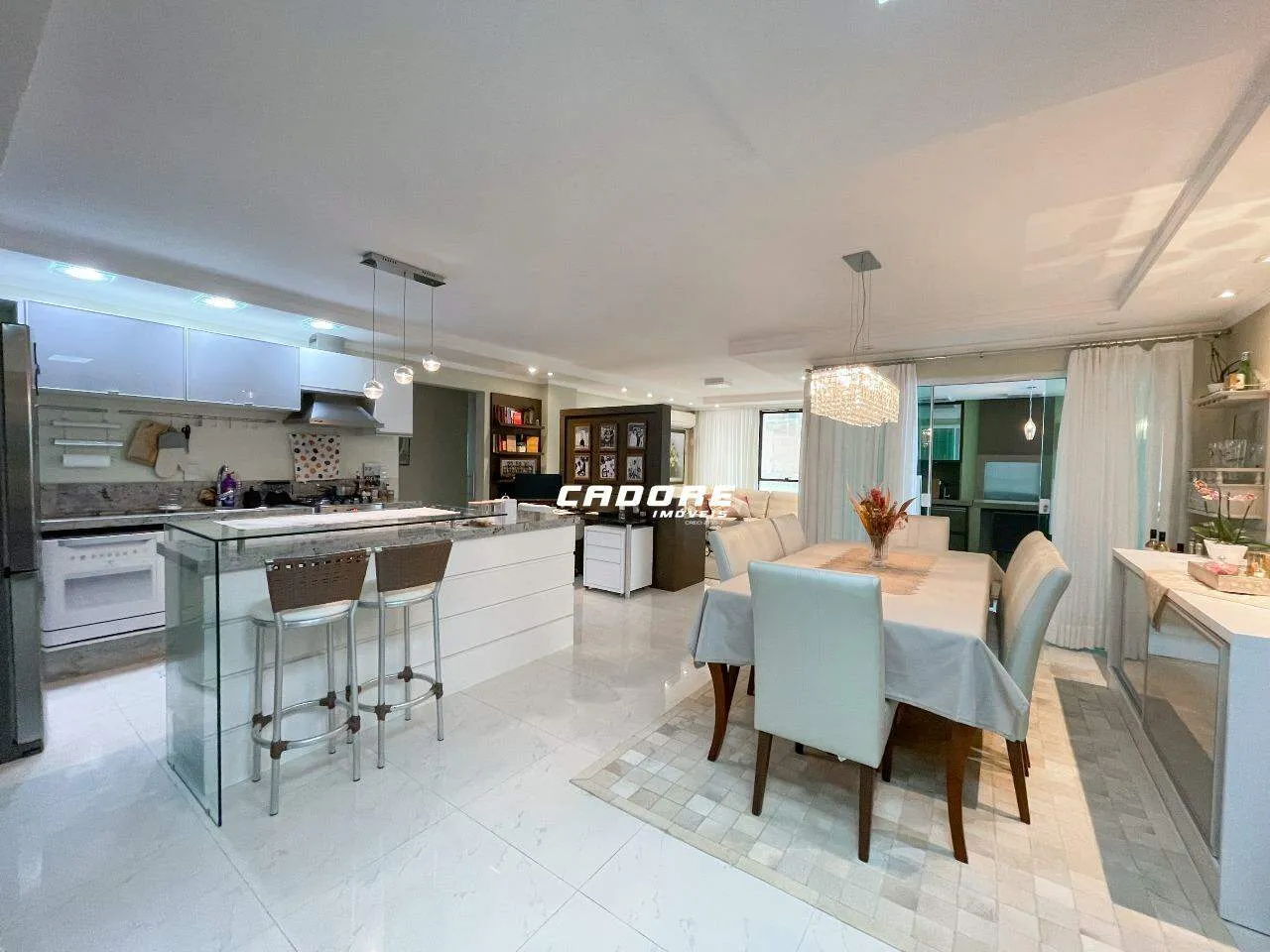 Apartamento com vista para o mar em Balneário Perequê - Porto Belo I Cadore Imóveis — foto 2