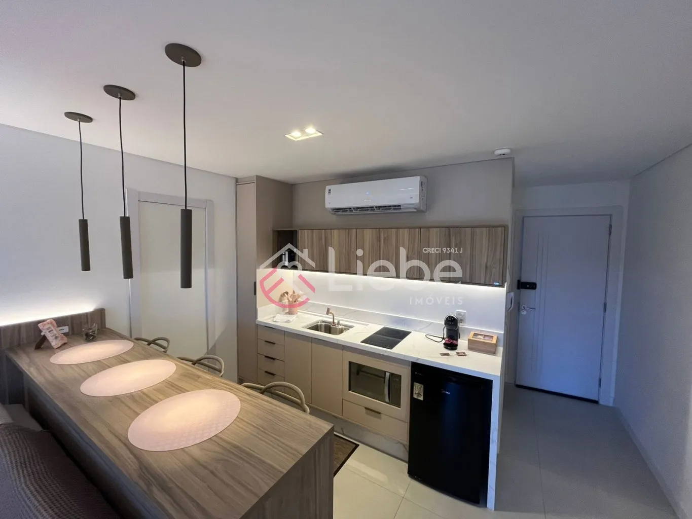 Lindo Flat MOBILIADO no Residencial Home Business no segundo pavimento com 32,37m de área privativa no centro da cidade de Pomerode. — foto 5