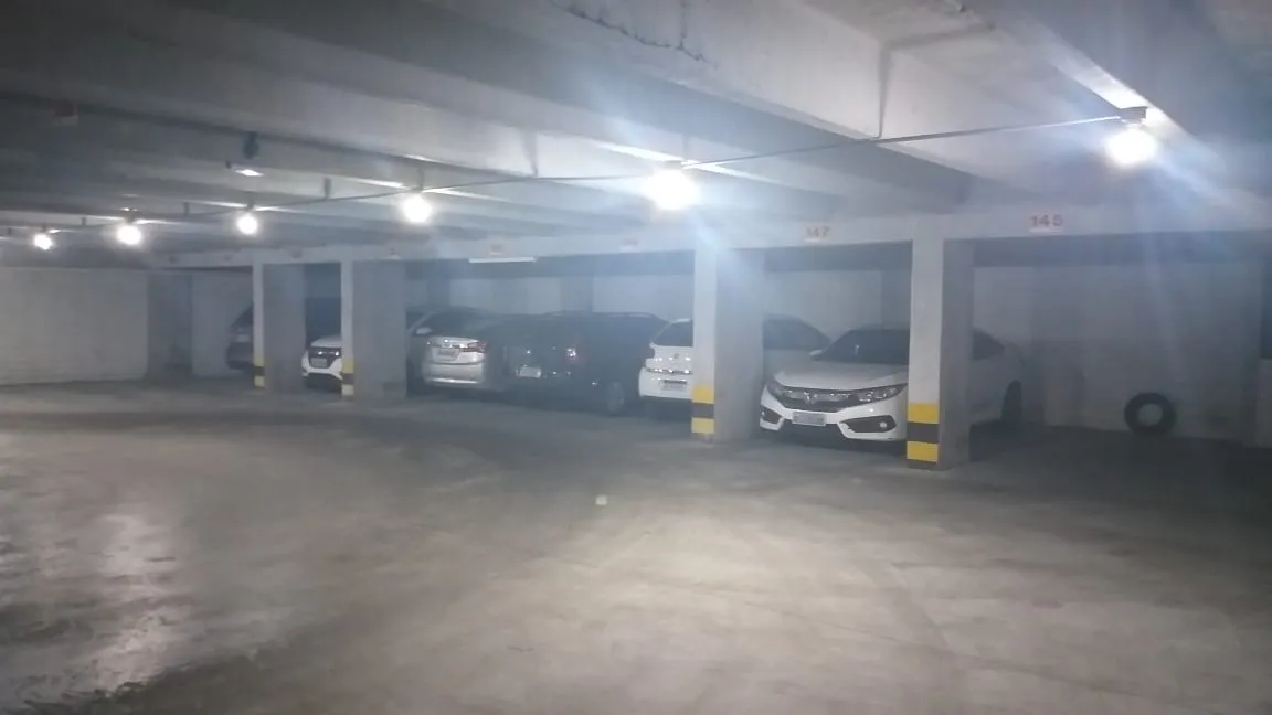 Alugam-se vagas de garagens no centro de Blumenau — foto 6