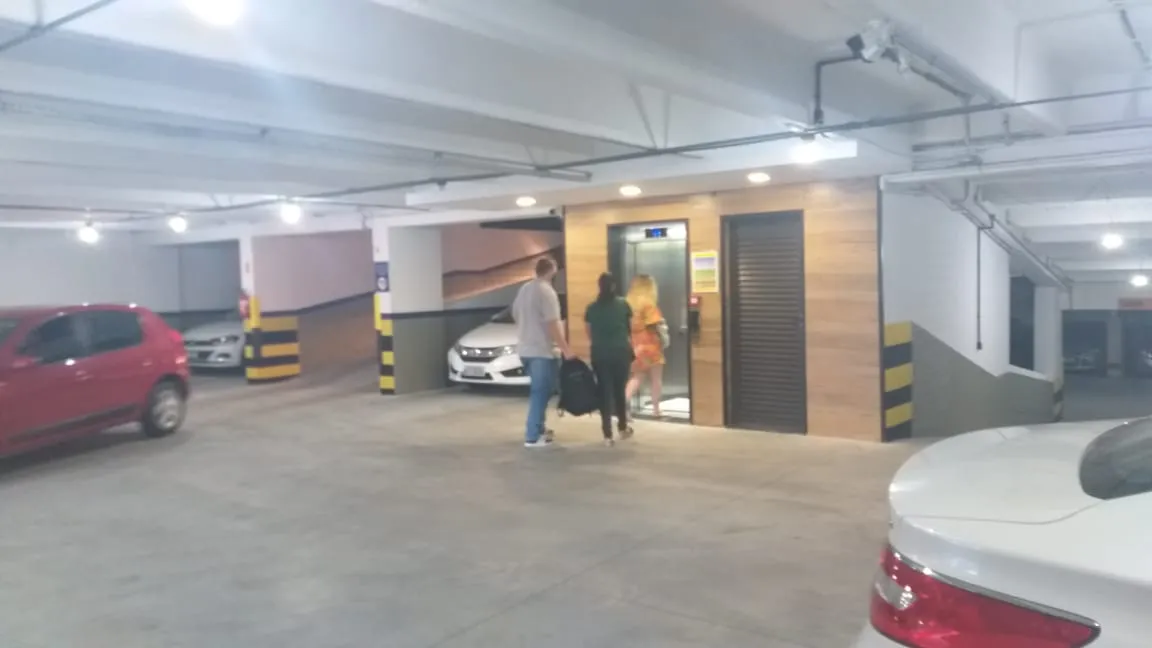 Alugam-se vagas de garagens no centro de Blumenau — foto 3