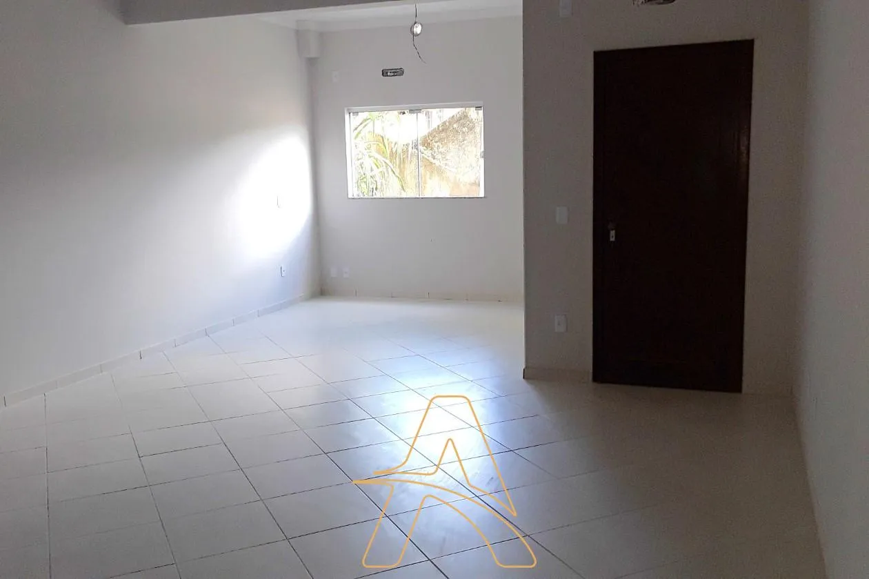 Sala Comercial com Estacionamento no Bairro Água Verde - foto 1