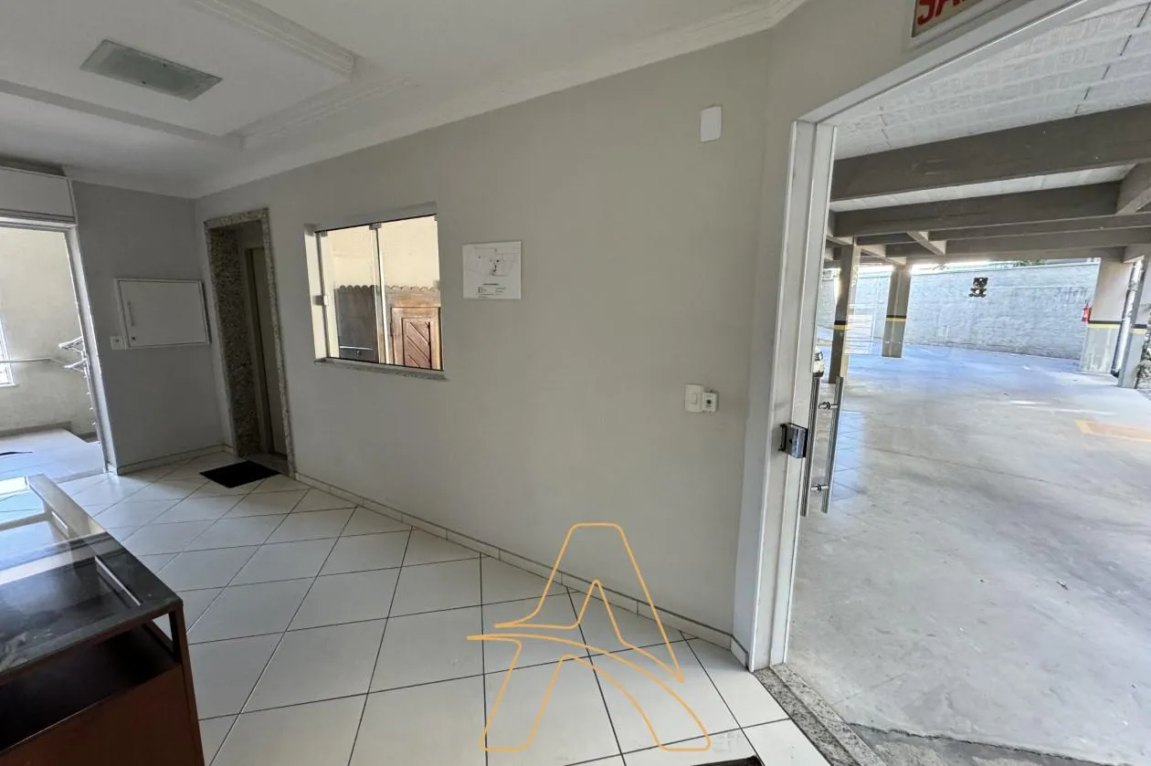 Sala Comercial com Estacionamento no Bairro Água Verde — foto 4