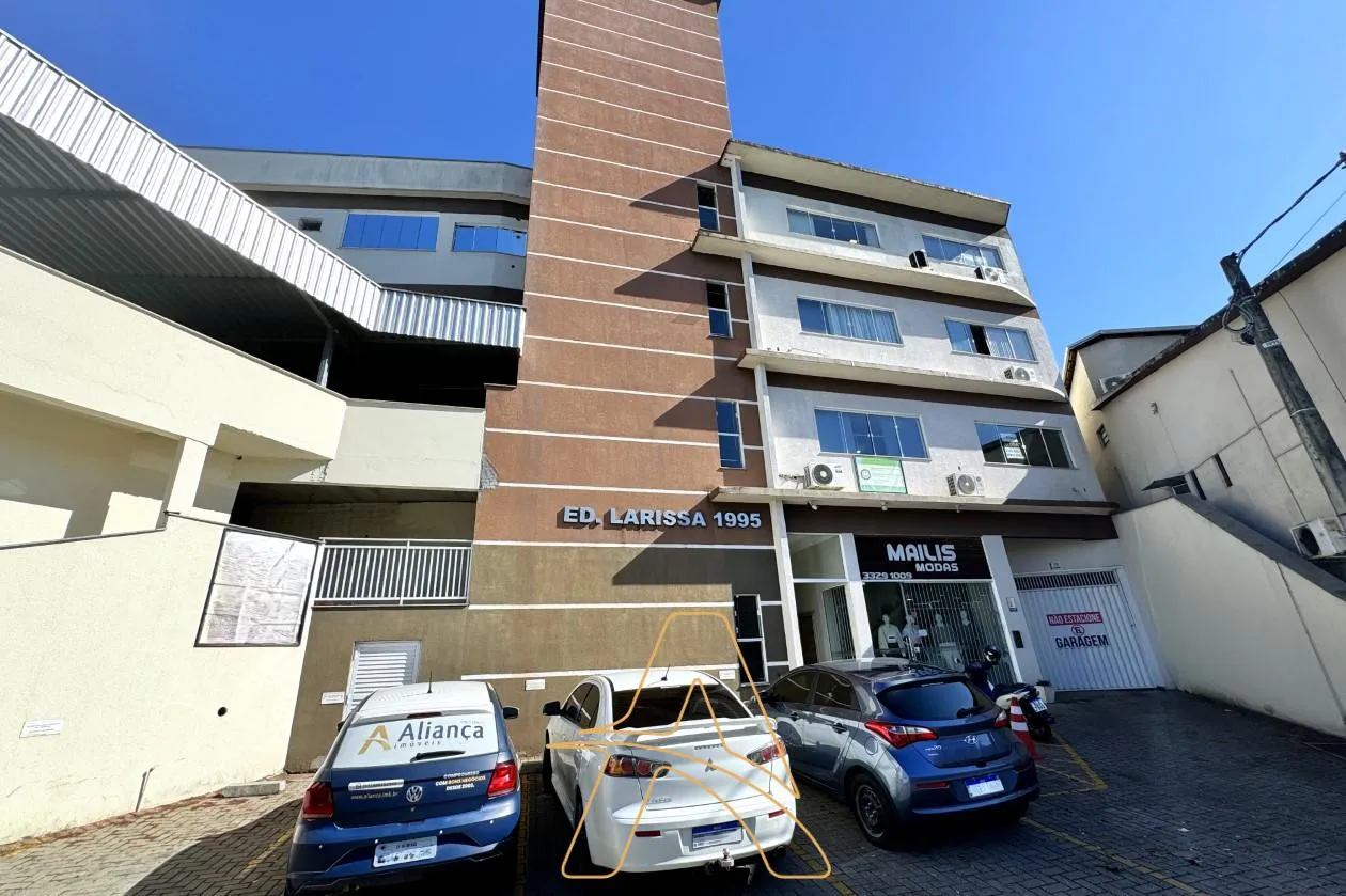 Sala Comercial com Estacionamento no Bairro Água Verde — foto 7