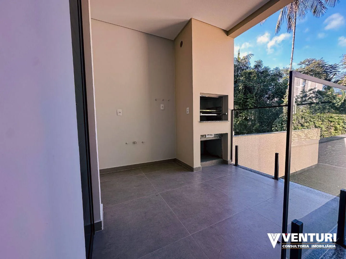 Casa com 2 dormitórios à venda, sendo 2 suítes com 97 m por R$ 650.000 - Água Verde - Blumenau/SC — foto 5