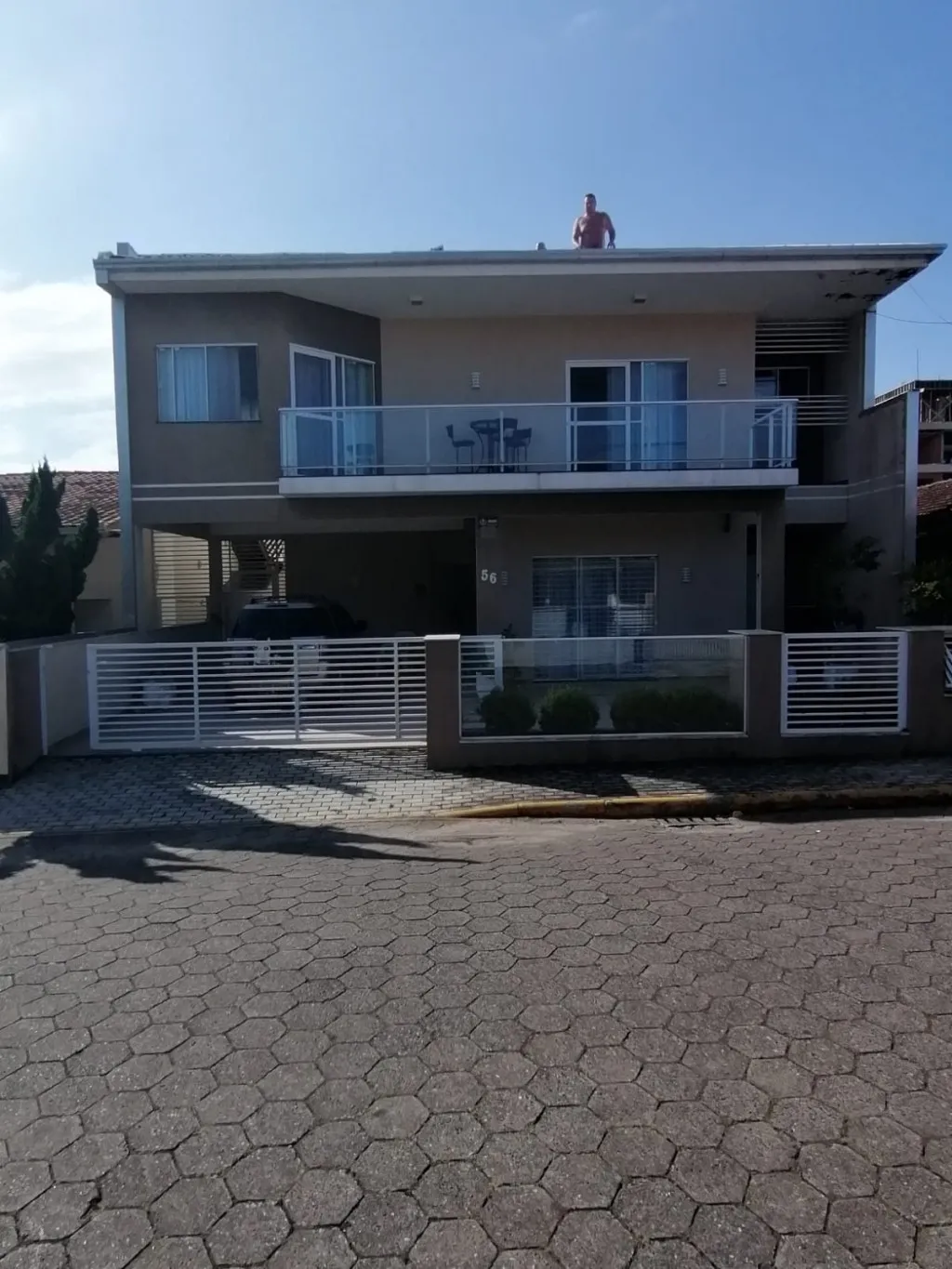 Casa com 5 quartos sendo 2 suítes em Barra Velha - foto 1