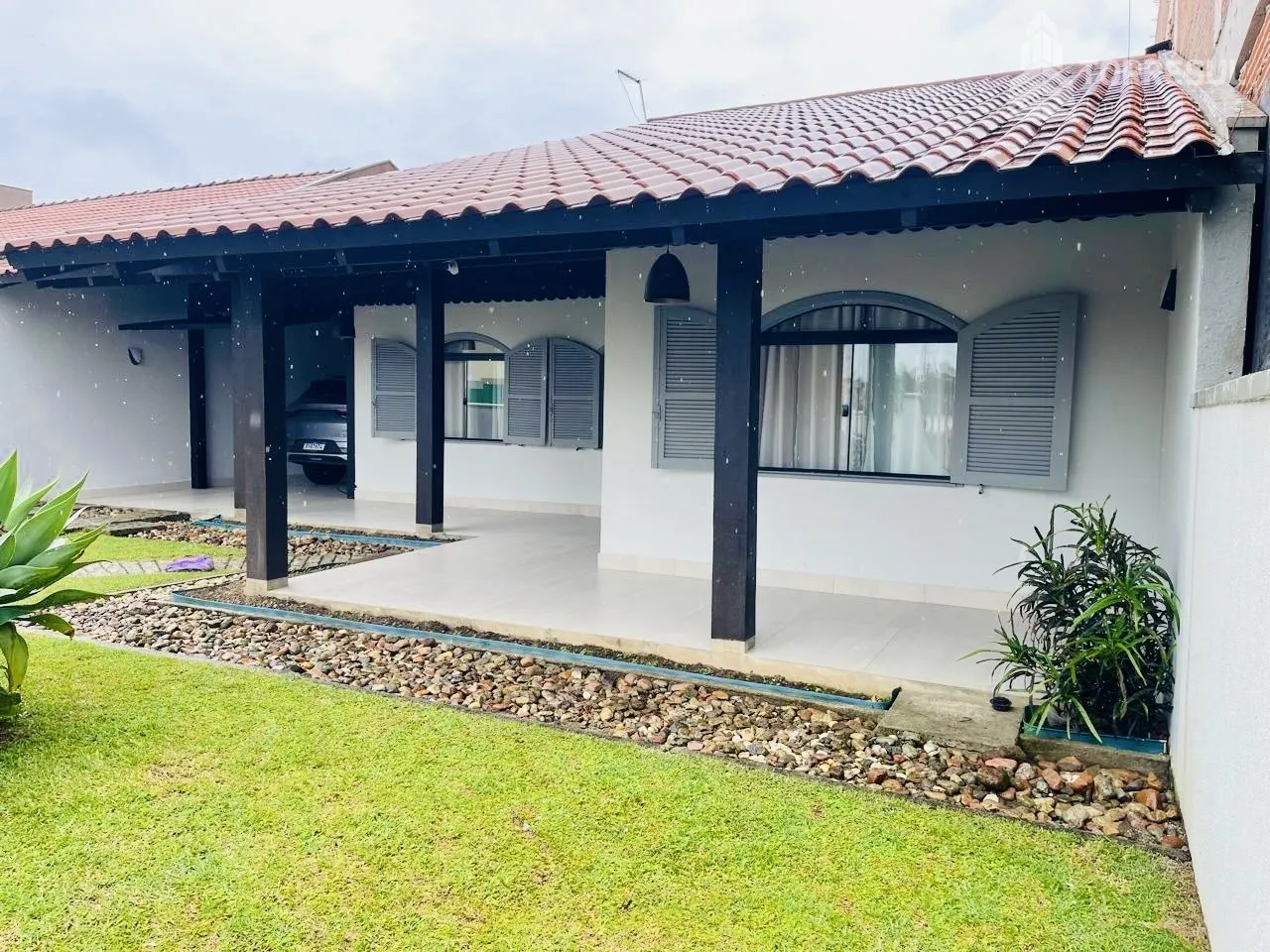 Lindíssima Casa no Gravatá em Excelente estado de conservação - foto 1