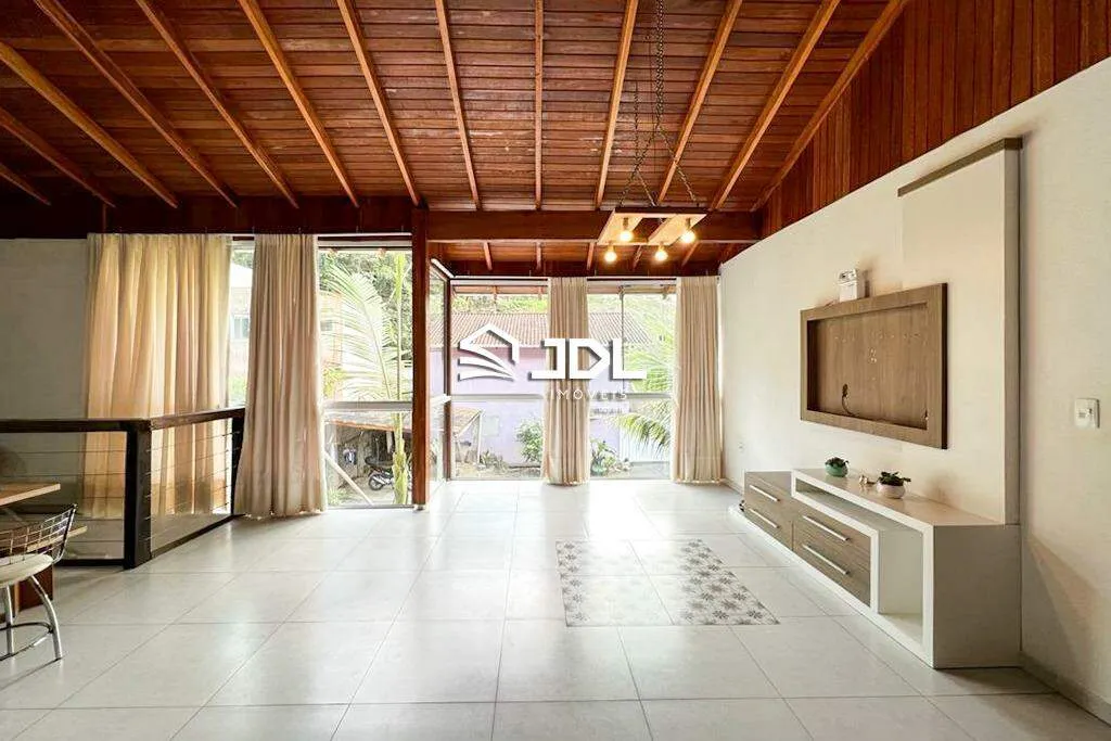 Imóvel Residencial Multifamiliar Semimobiliado à Venda no Bairro Ponta Aguda - Blumenau/SC | 8 dormitórios | 2 suítes | 6 vagas | R$ 699.000,00 — foto 7